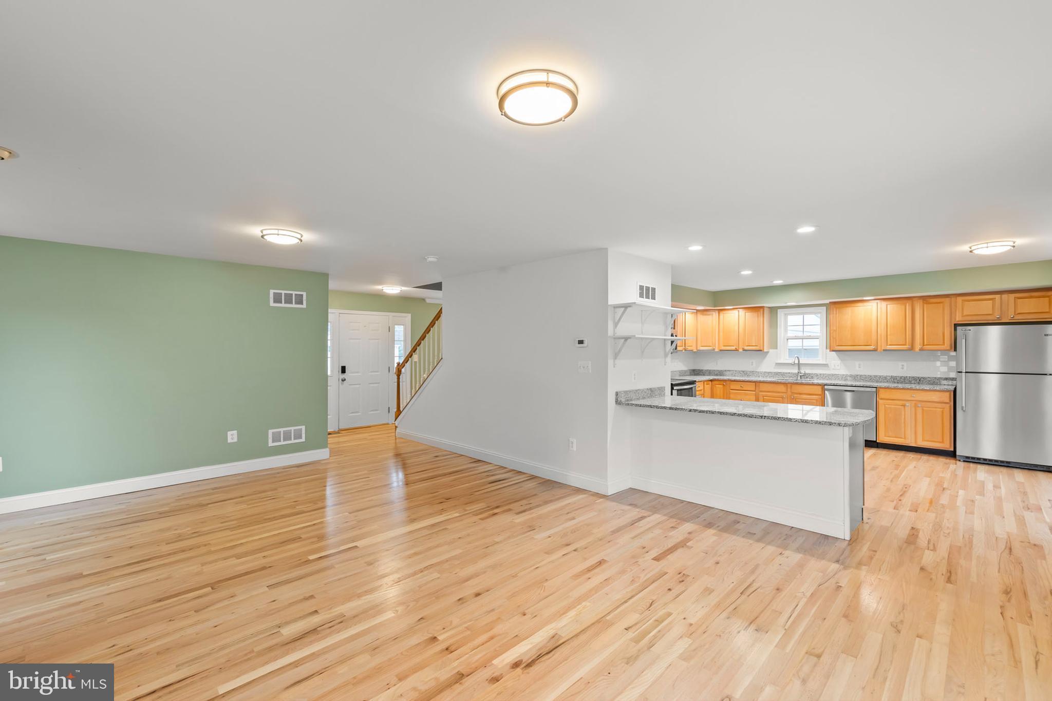 WEST WHITLOCK AVENUE - Residential