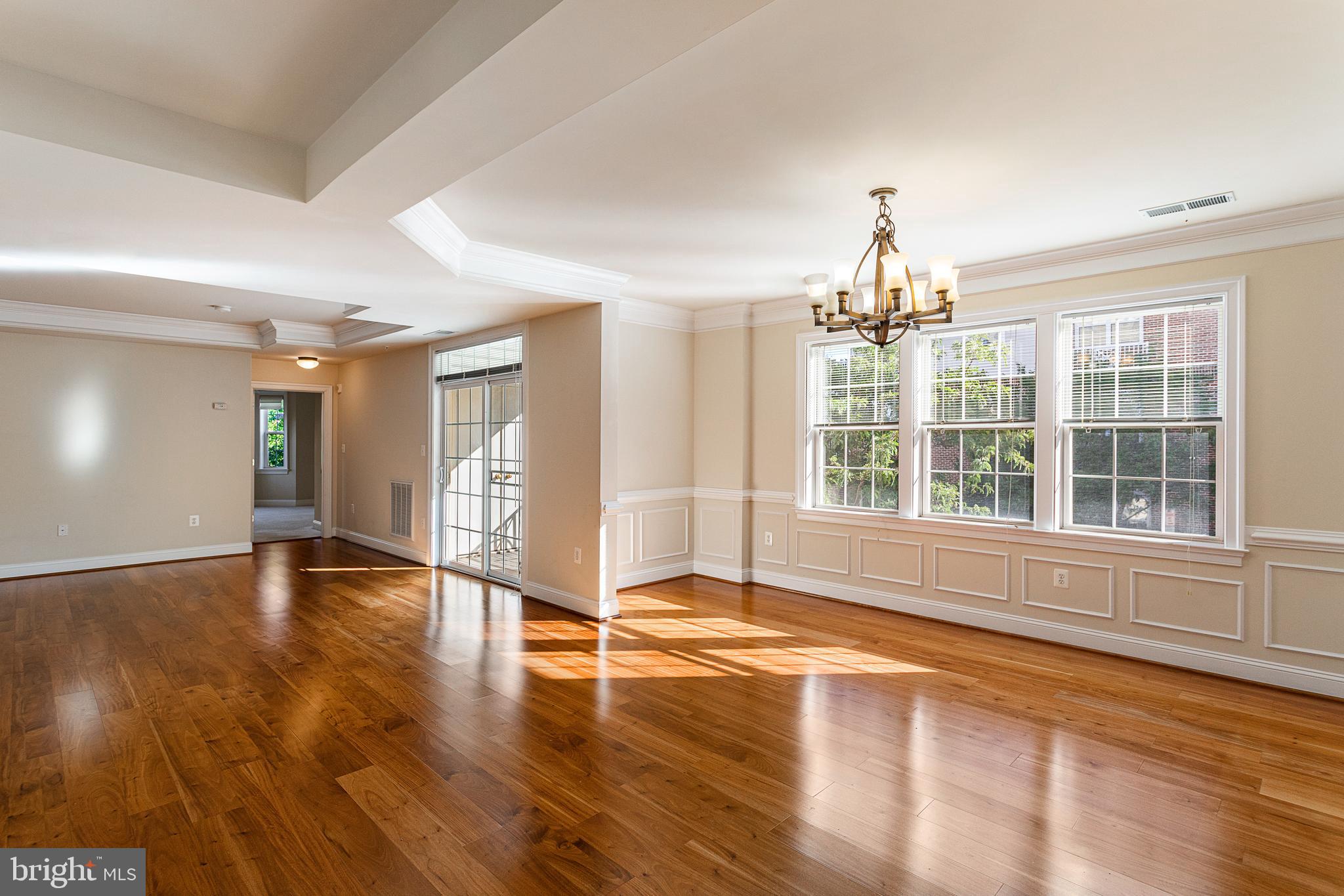 KING FARM BAILEYS COMMON - Residential Lease