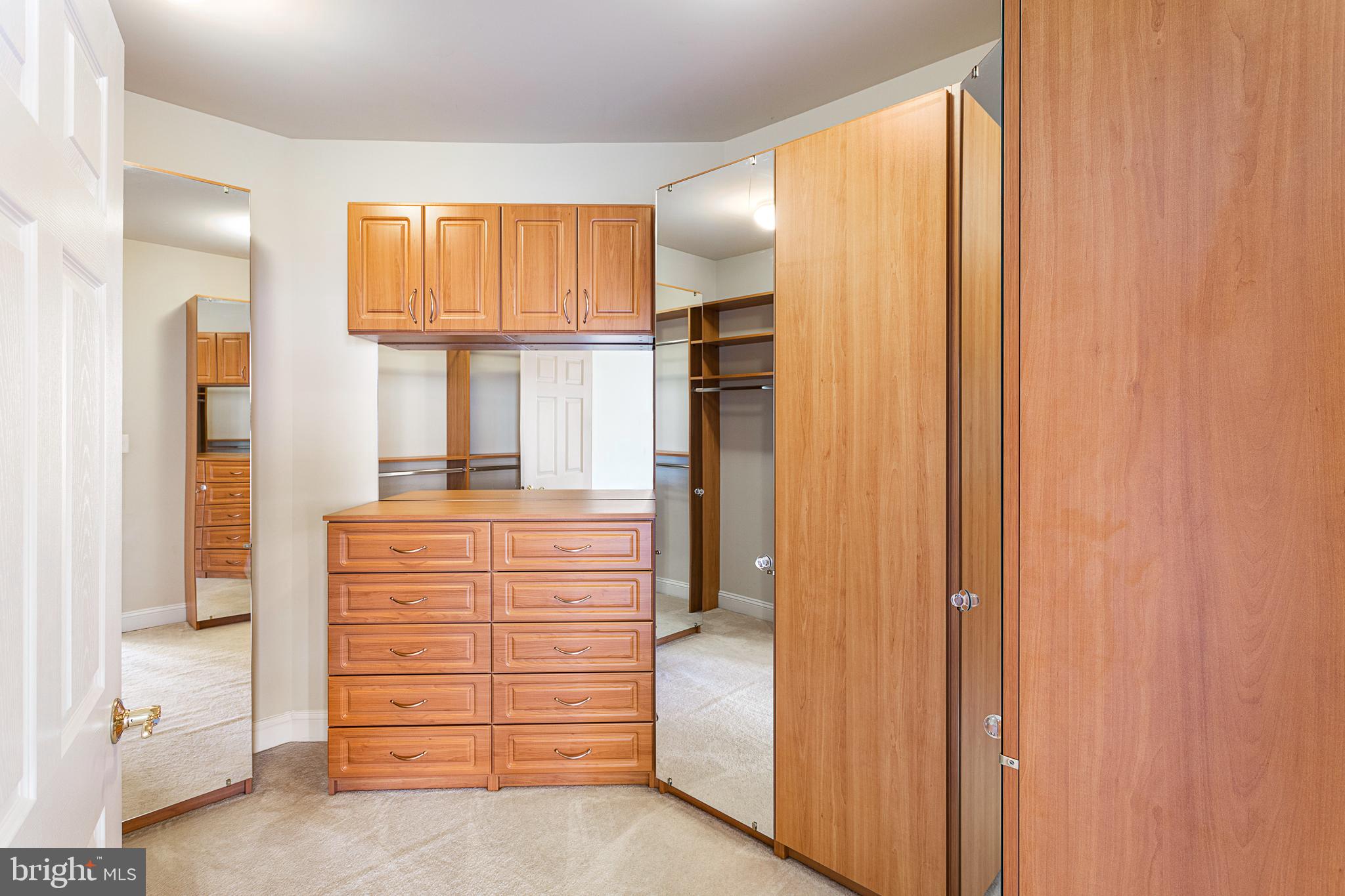 KING FARM BAILEYS COMMON - Residential Lease