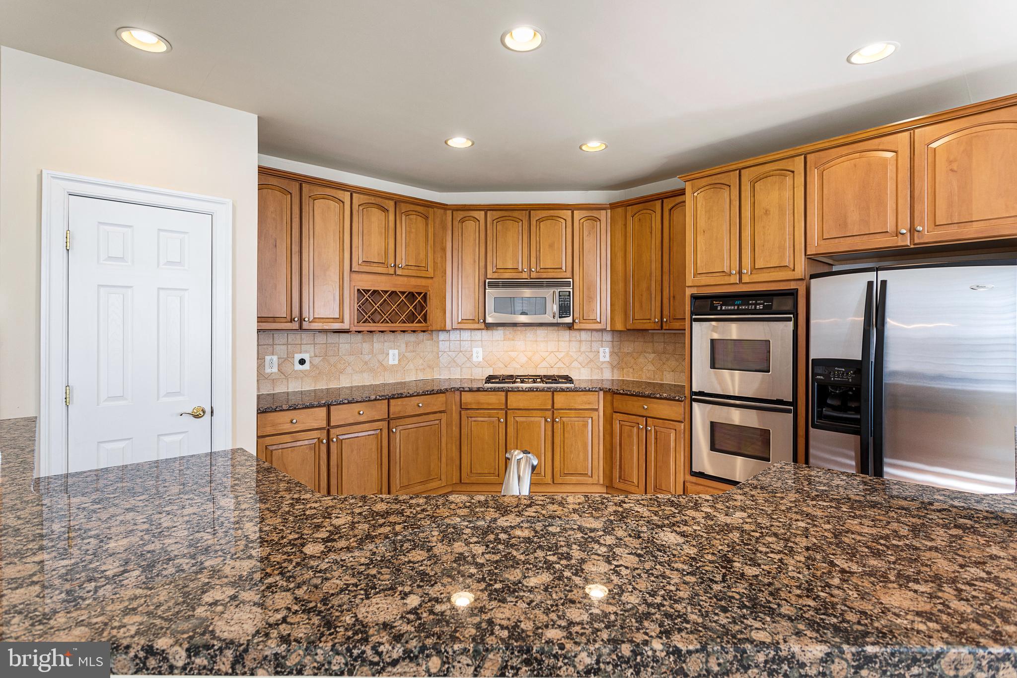 KING FARM BAILEYS COMMON - Residential Lease