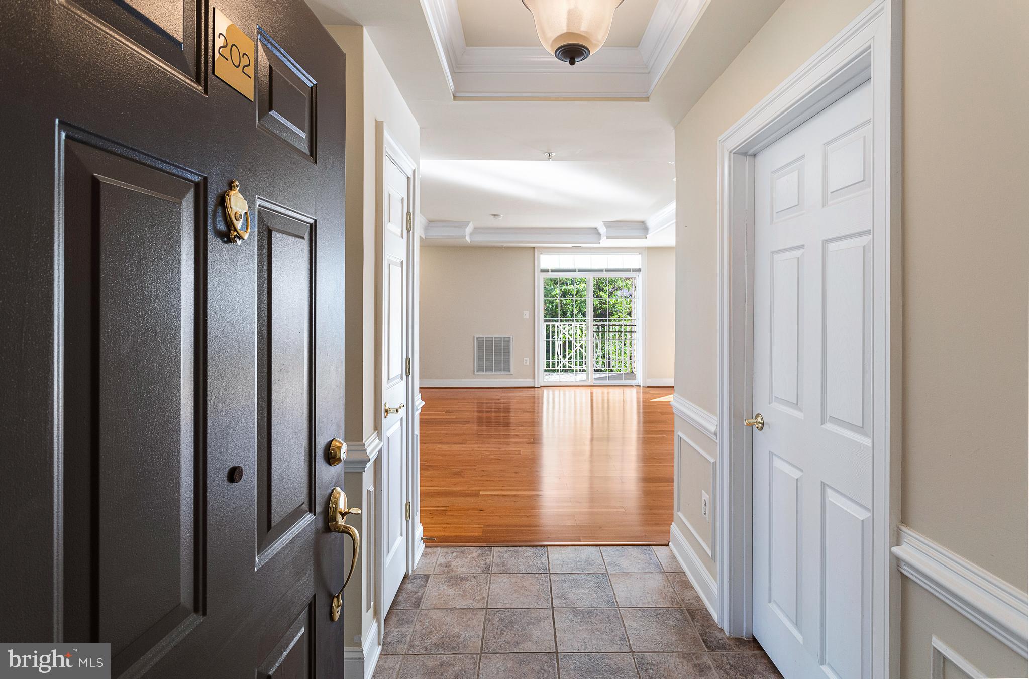 KING FARM BAILEYS COMMON - Residential Lease