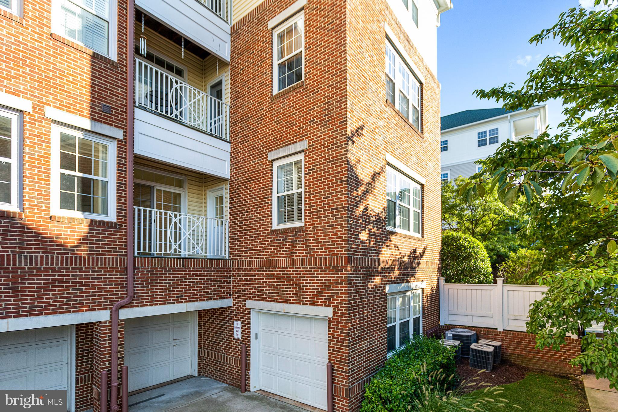 KING FARM BAILEYS COMMON - Residential Lease