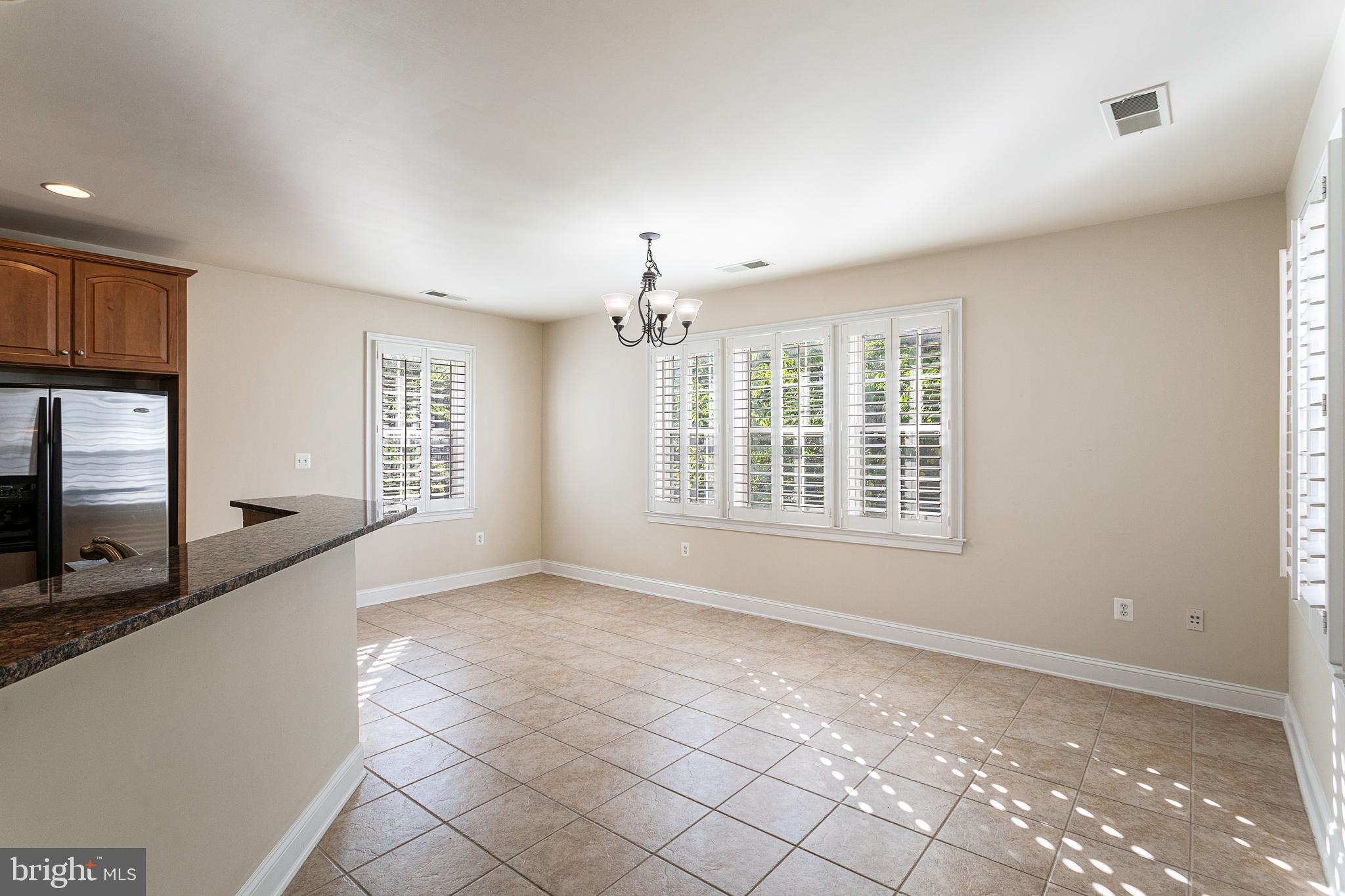 KING FARM BAILEYS COMMON - Residential Lease