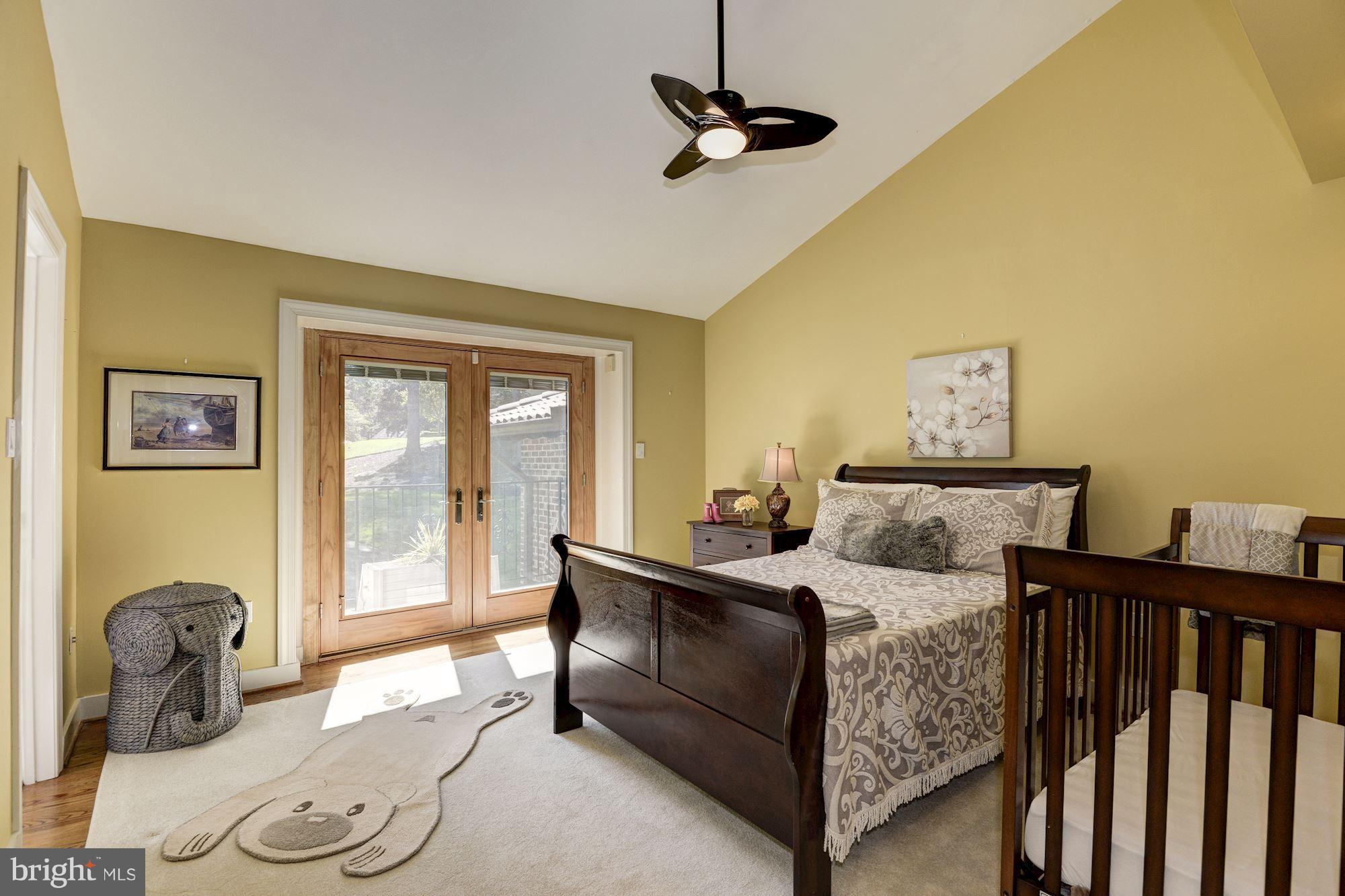 POTOMAC OVERLOOK - Residential