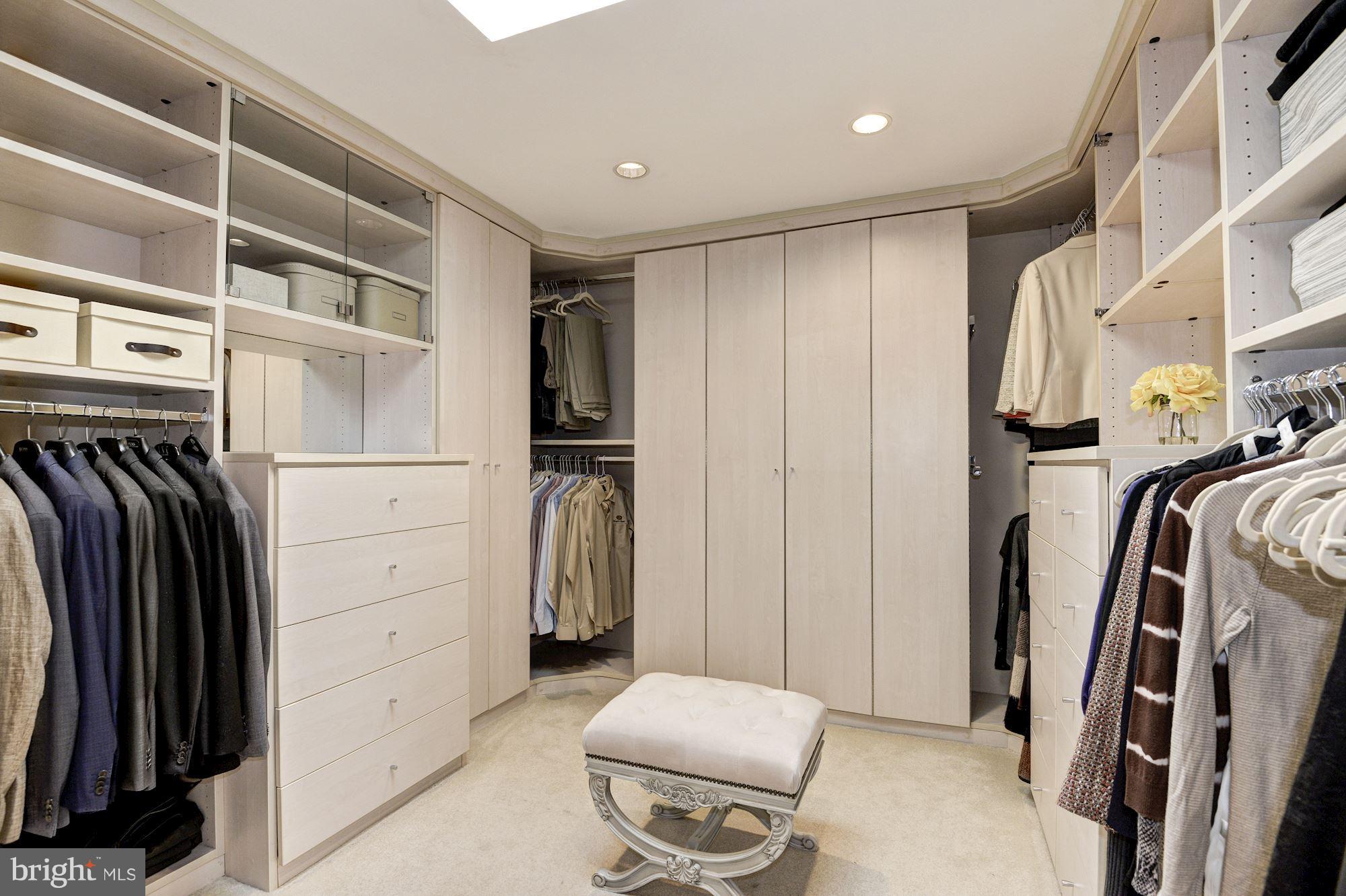 POTOMAC OVERLOOK - Residential