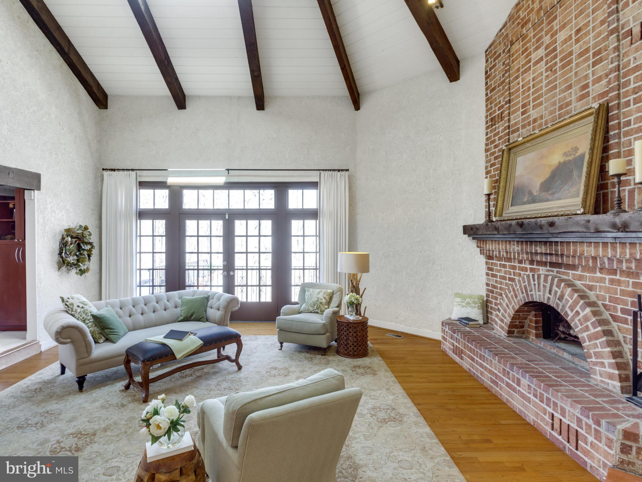 POTOMAC OVERLOOK - Residential