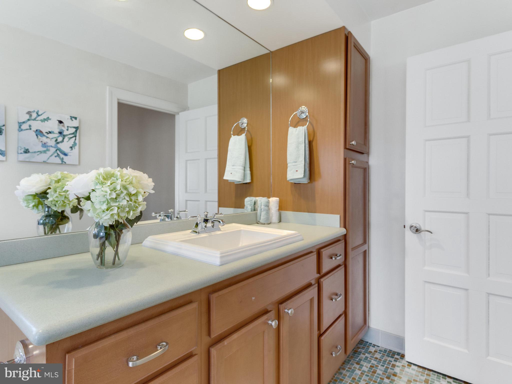 POTOMAC OVERLOOK - Residential