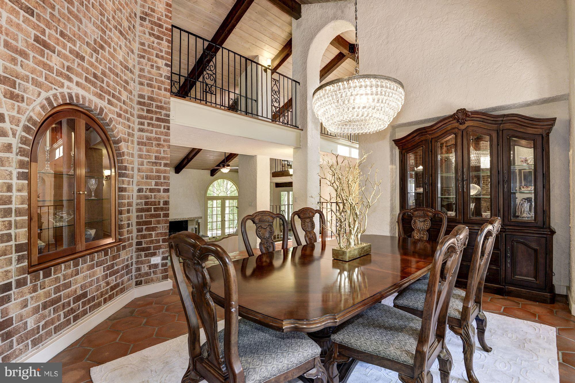 POTOMAC OVERLOOK - Residential