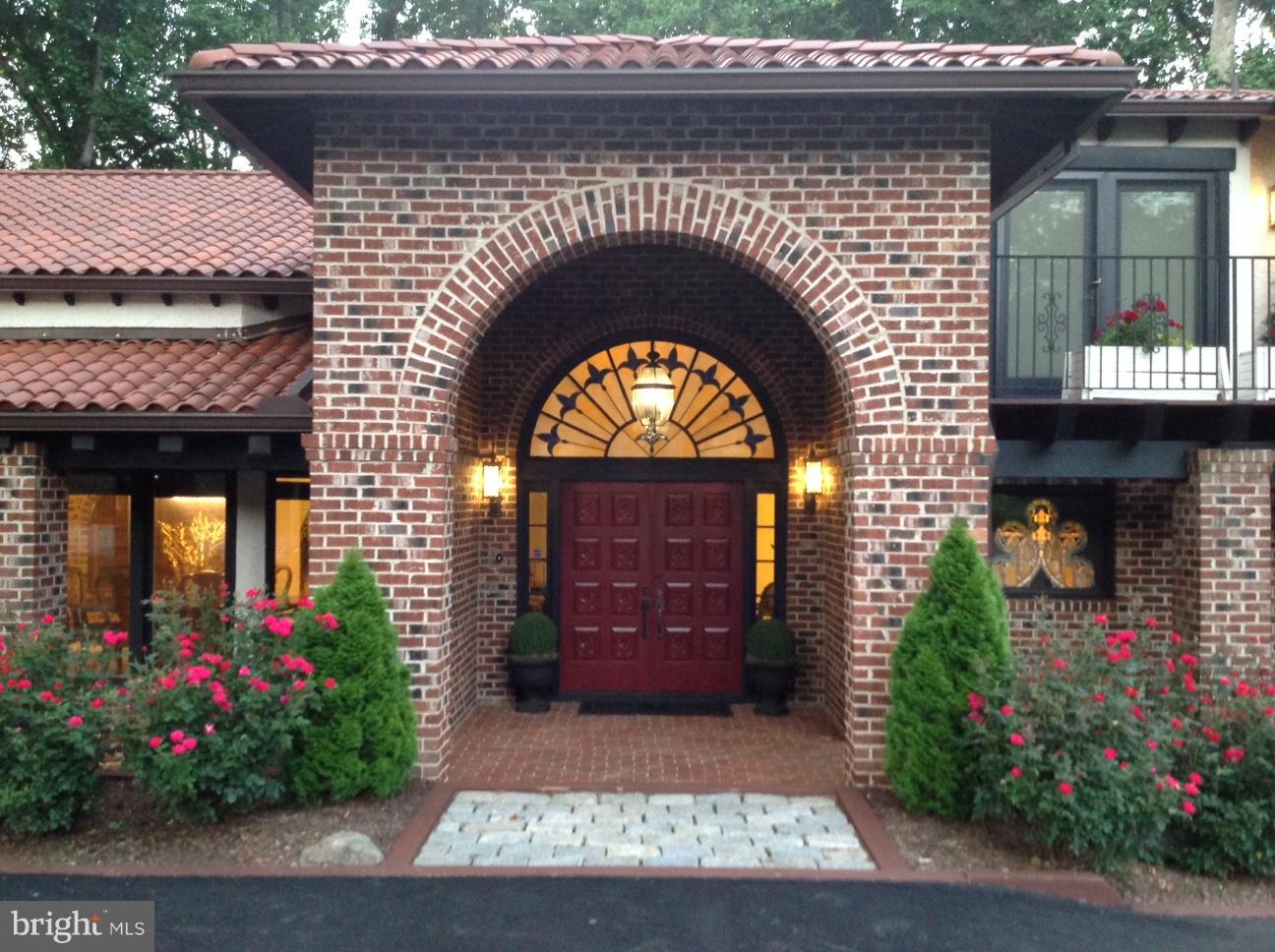 POTOMAC OVERLOOK - Residential