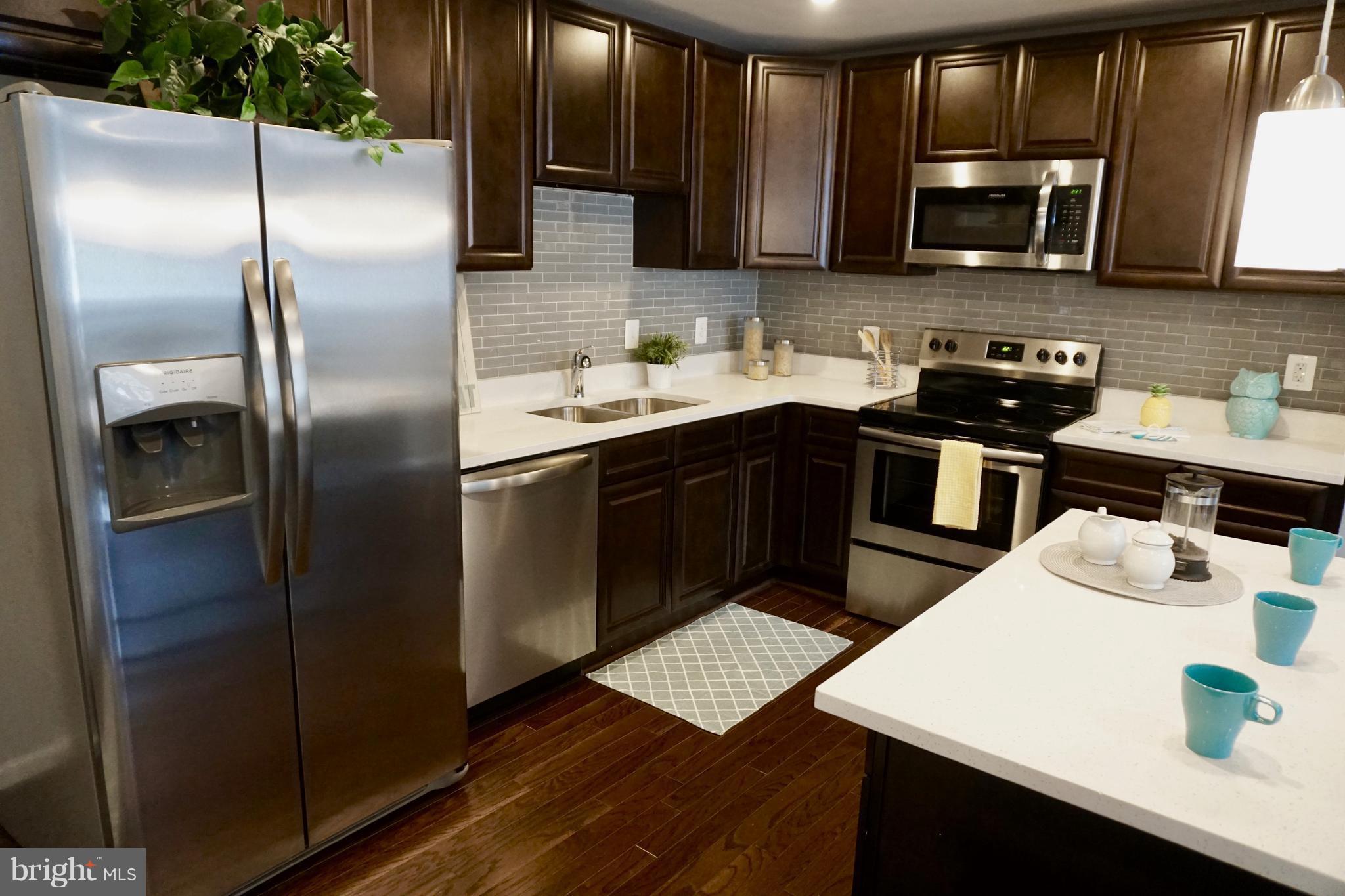 CLINTON ESTATES - Residential