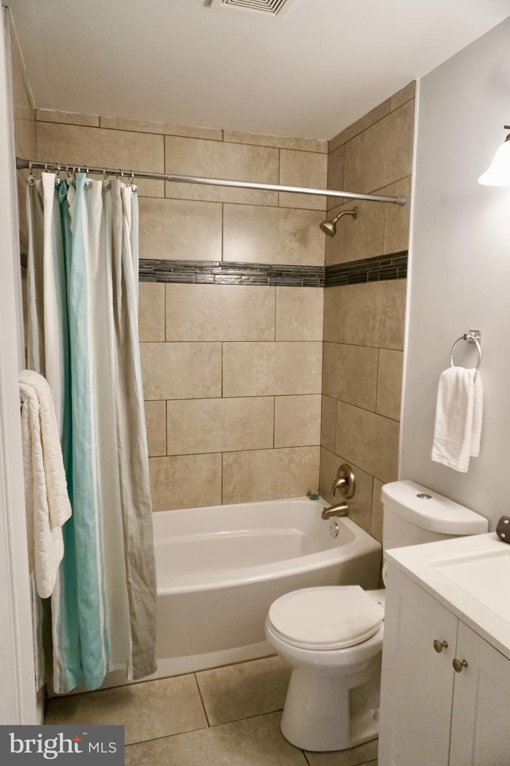 CLINTON ESTATES - Residential