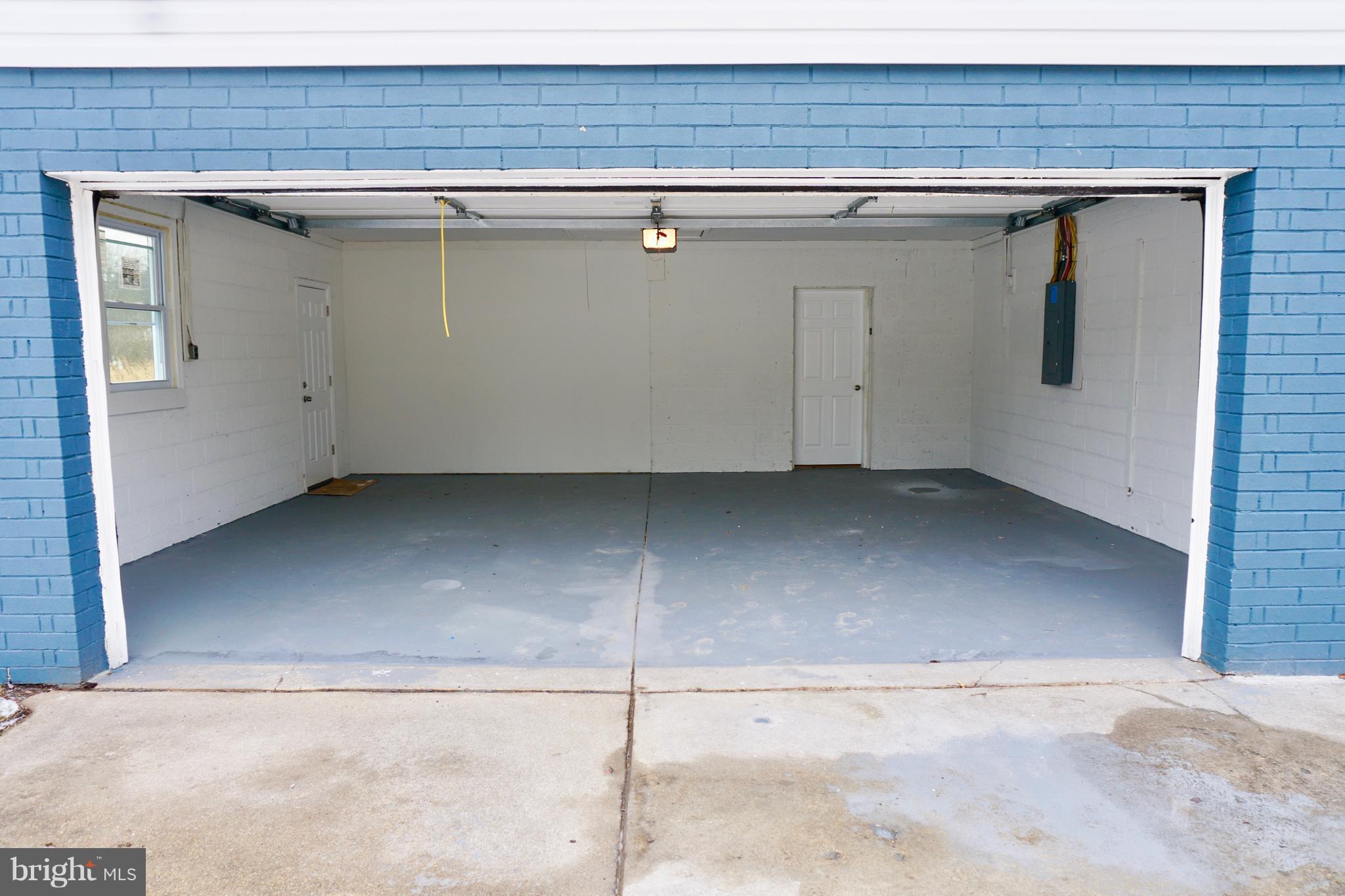 CLINTON ESTATES - Residential