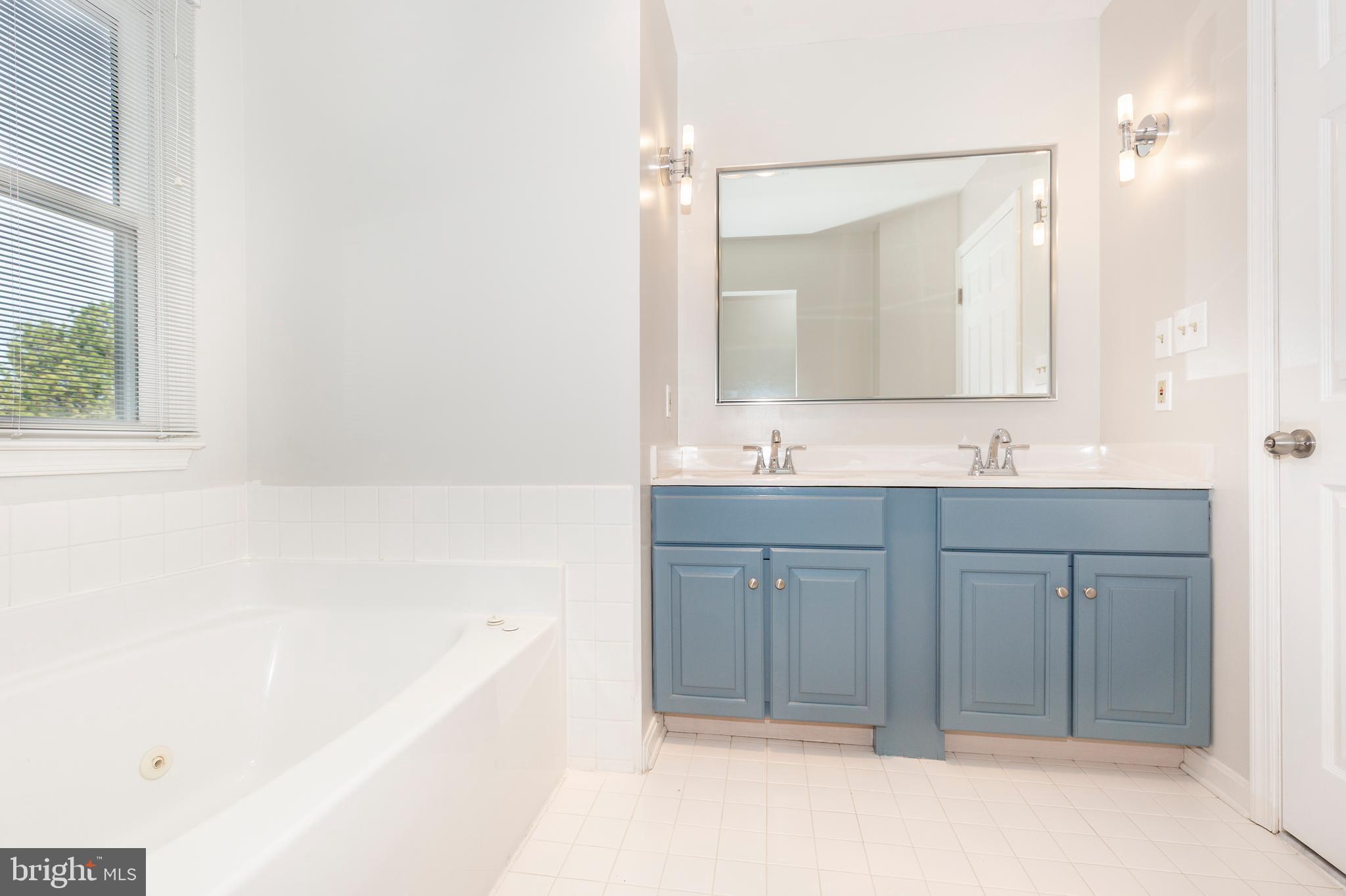 STARVIEW ESTATES - Residential