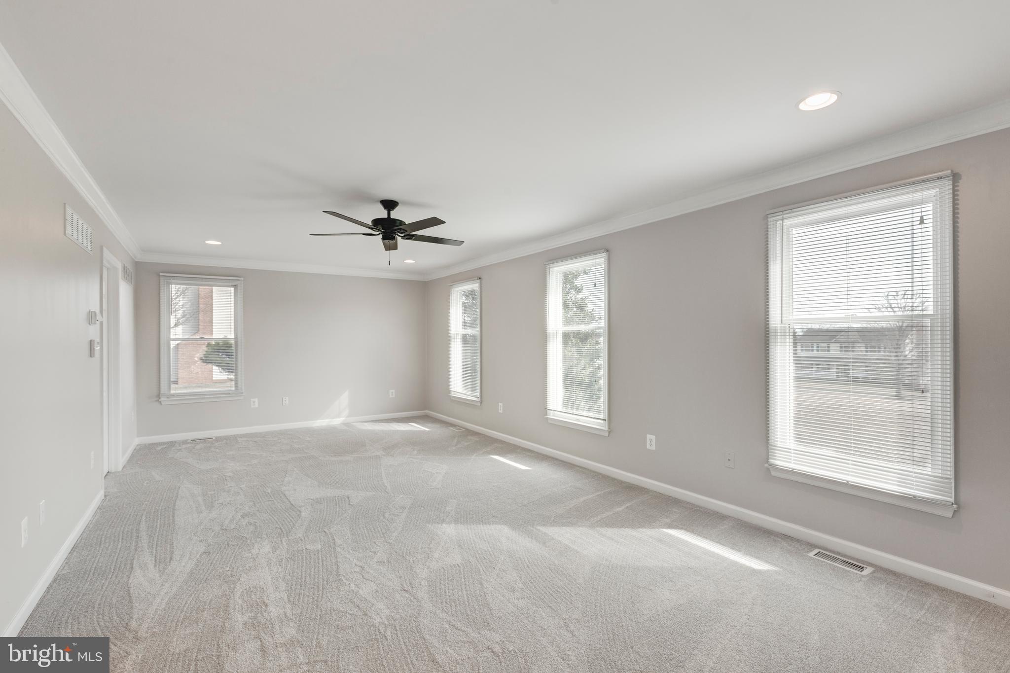 STARVIEW ESTATES - Residential