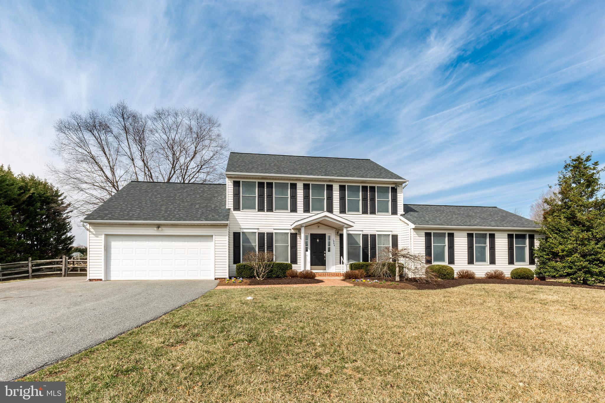 STARVIEW ESTATES - Residential