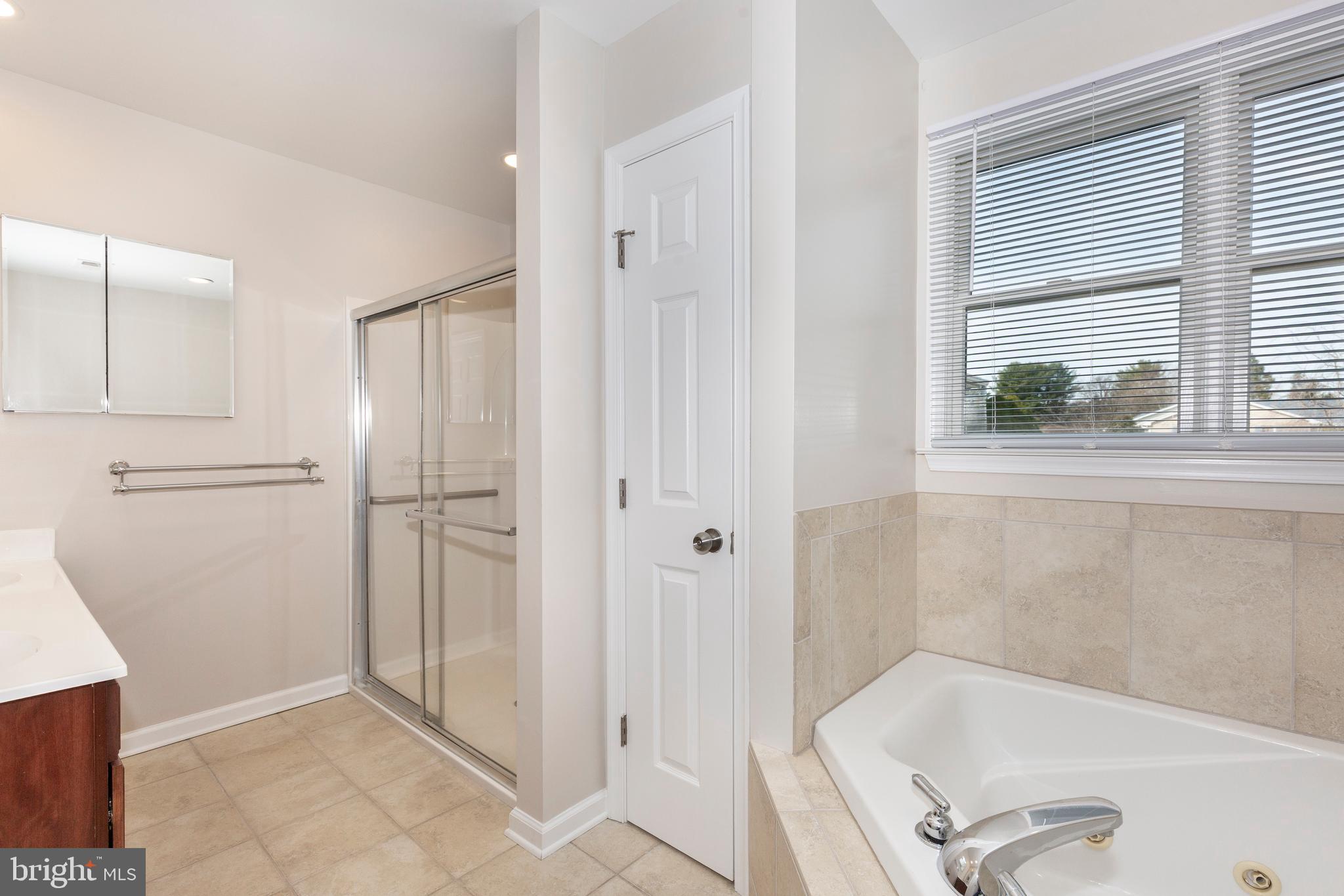 STARVIEW ESTATES - Residential