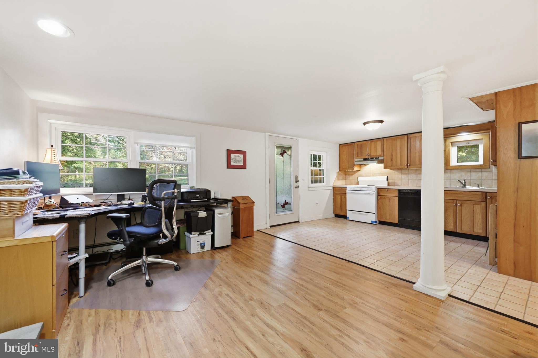 NEW HOPE HILLS - Residential