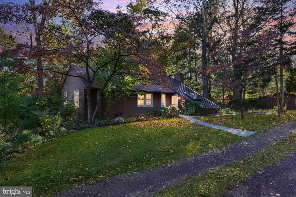 Photo of 1895 Aquetong Road, NEW HOPE, PA 18938 (MLS # PABU2107692)