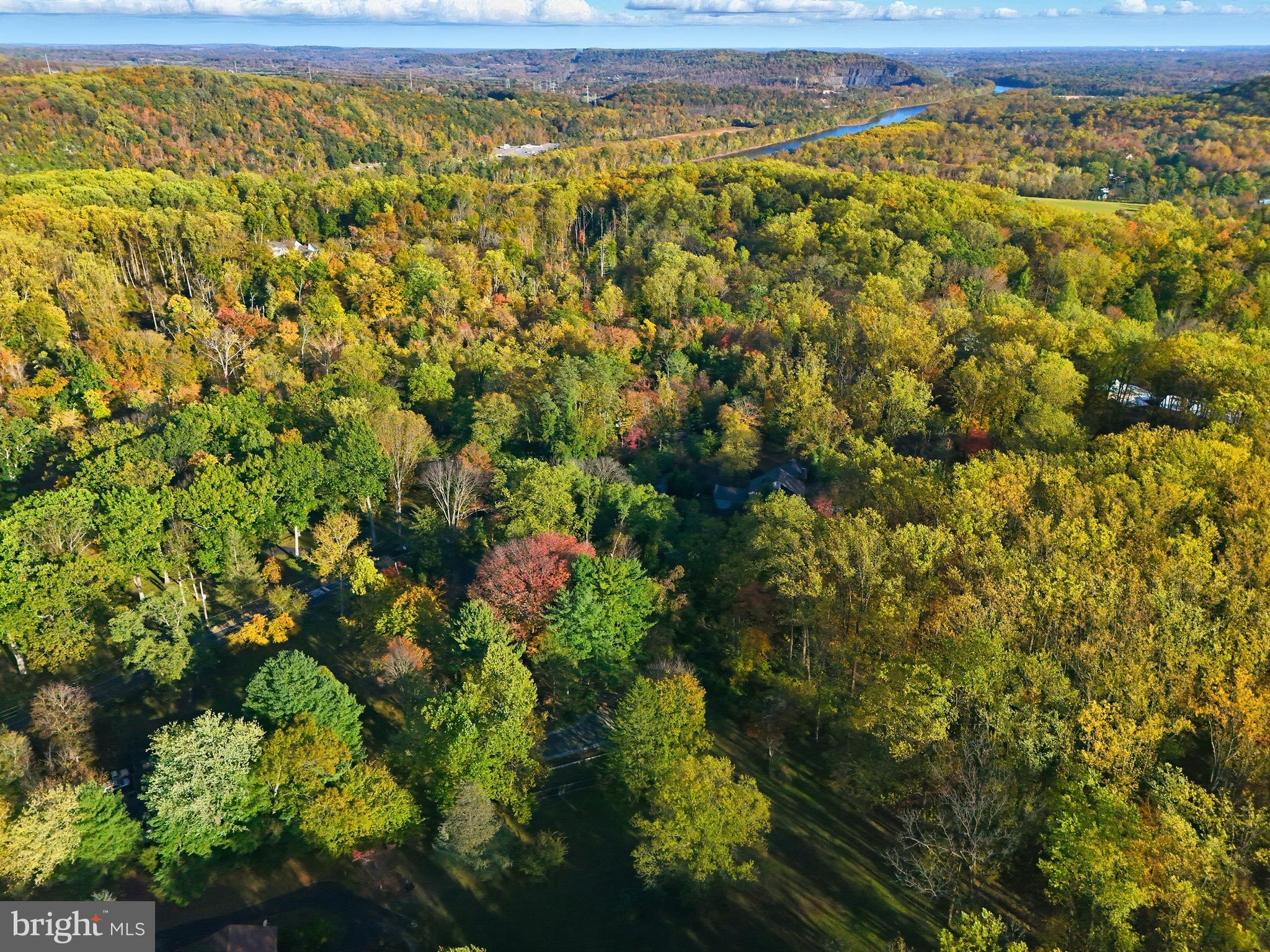 NEW HOPE HILLS - Residential
