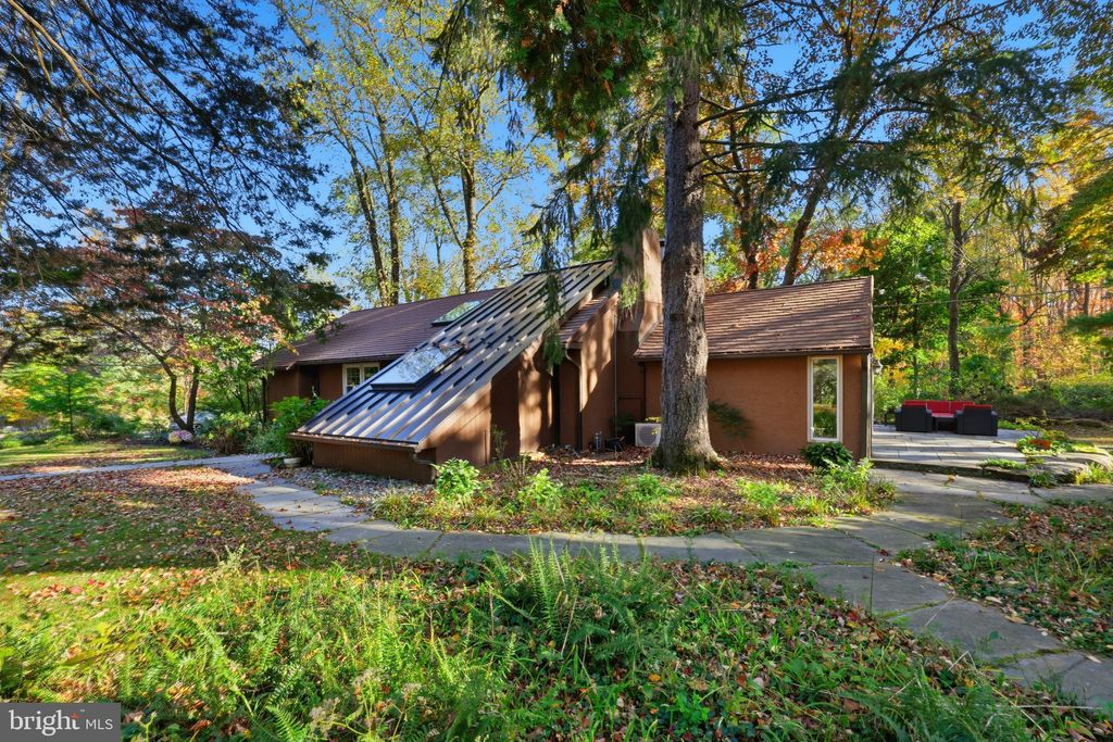 Photo of 1895 Aquetong Road, NEW HOPE, PA 18938 (MLS # PABU2107692)