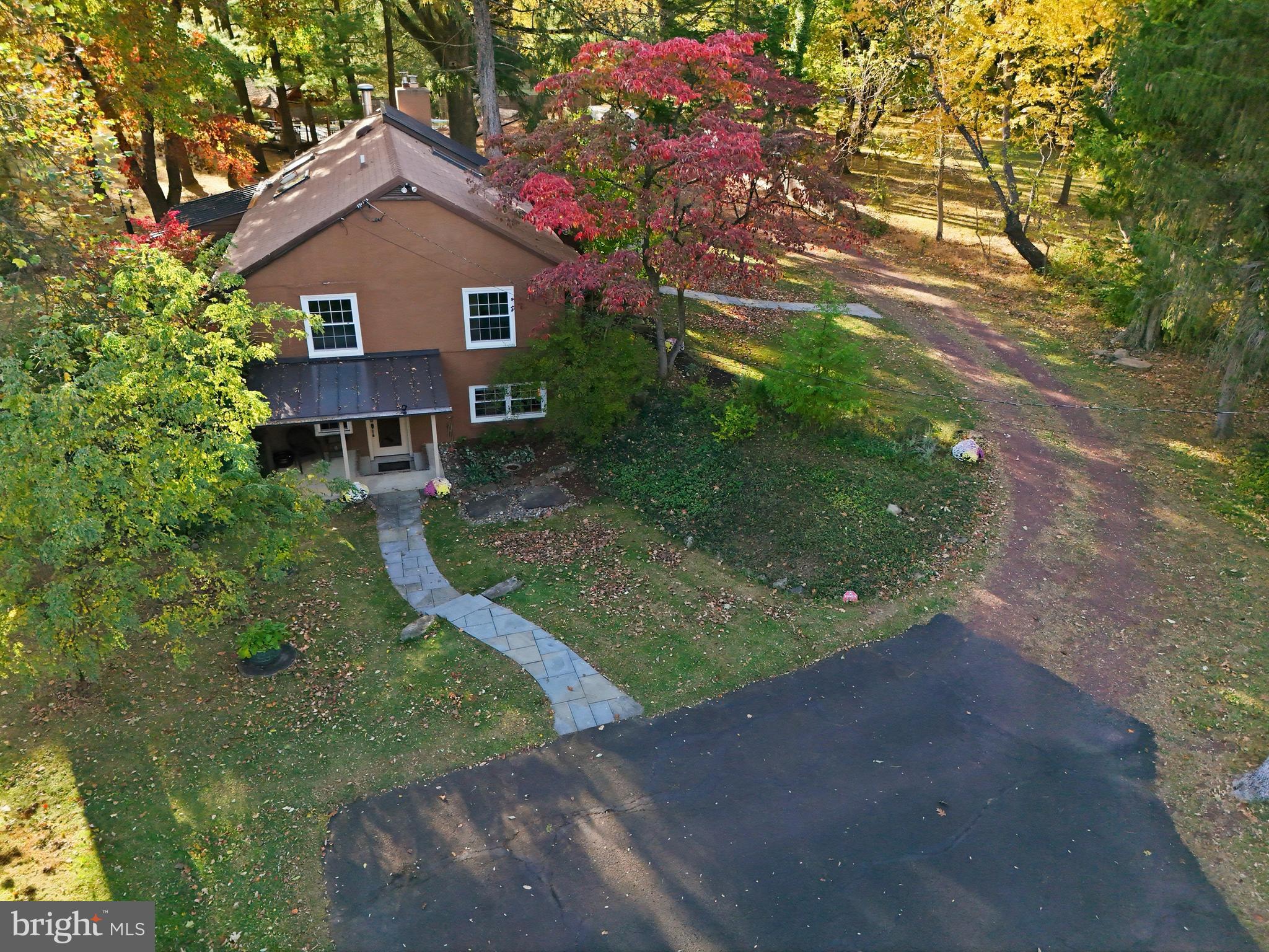 NEW HOPE HILLS - Residential