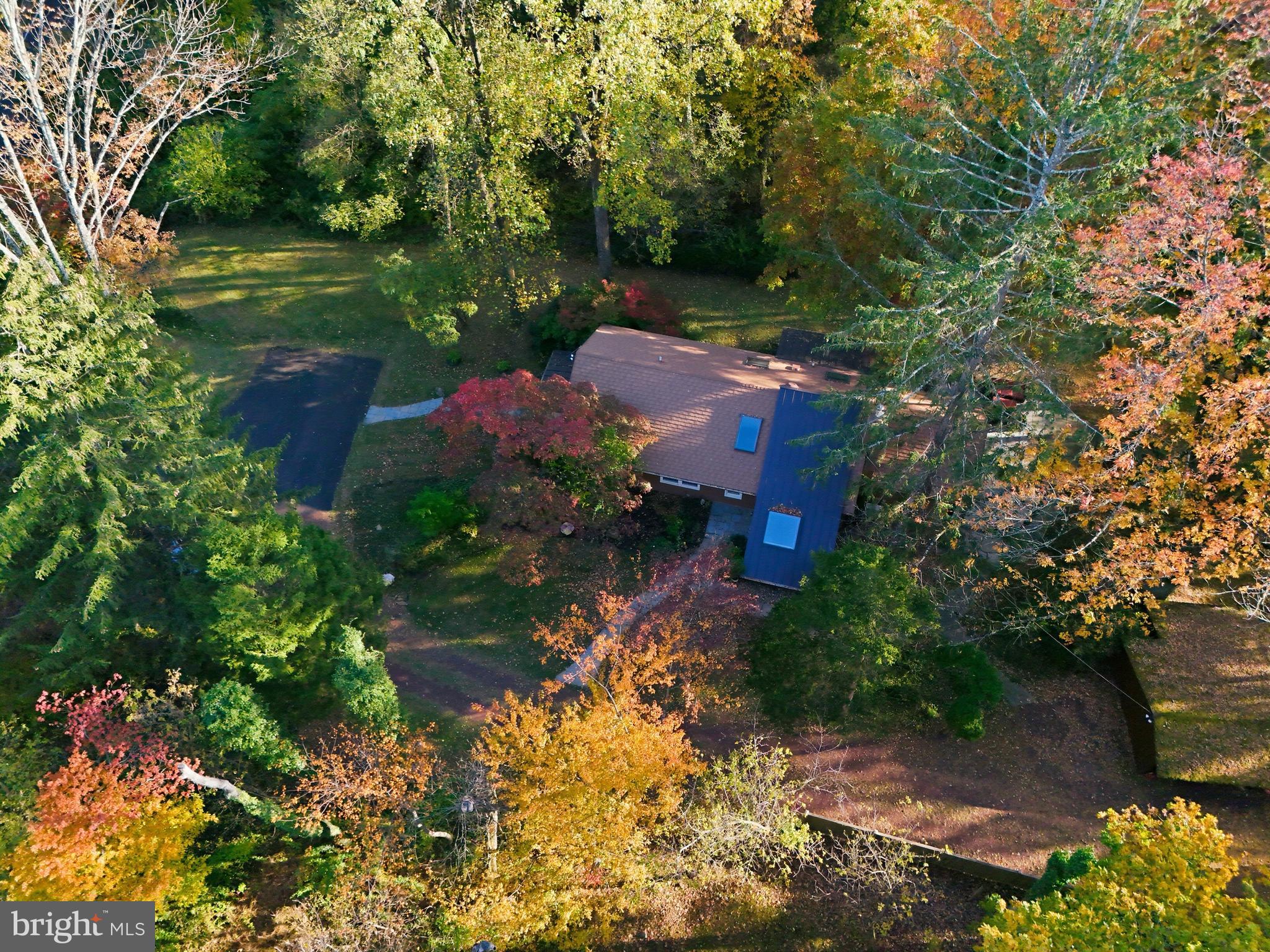 NEW HOPE HILLS - Residential