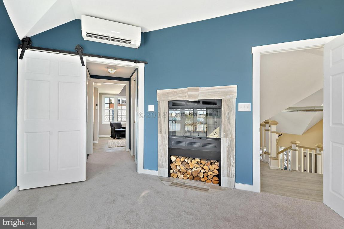 CAINE KEYS II - Residential