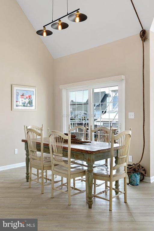 CAINE KEYS II - Residential