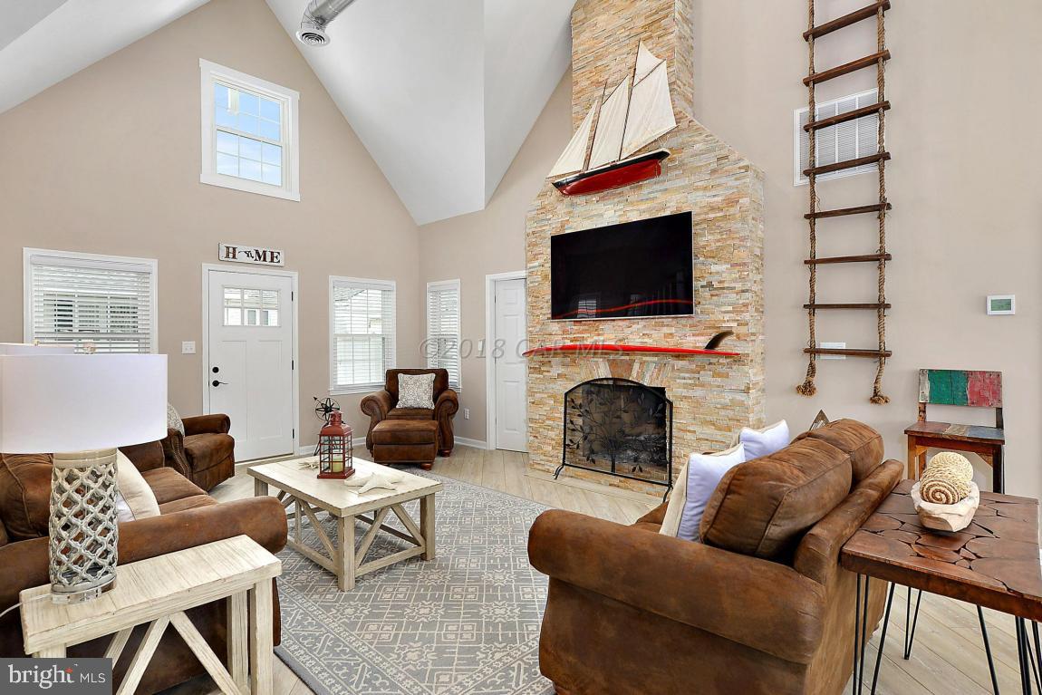 CAINE KEYS II - Residential