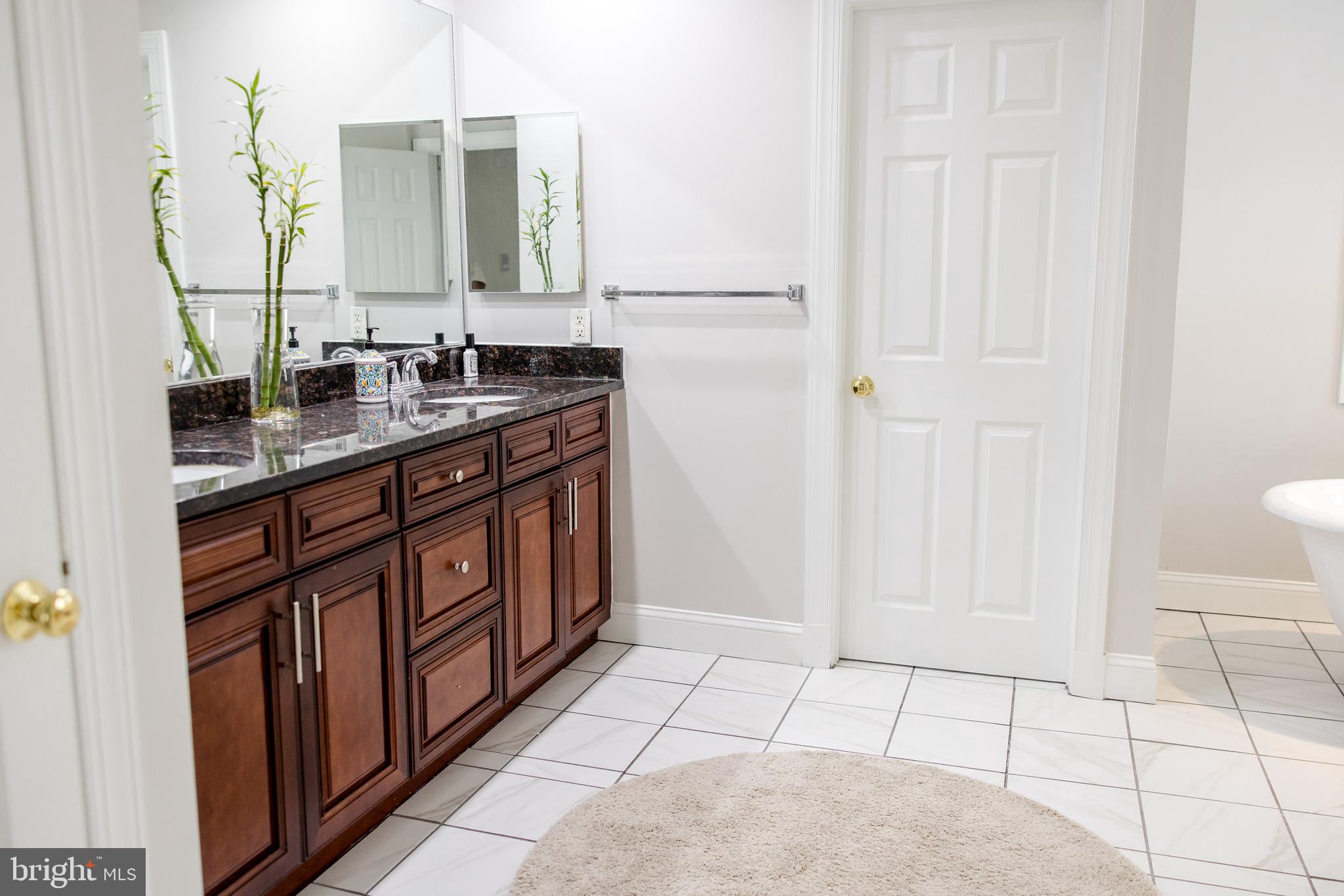 FAIRWOOD - Residential Lease