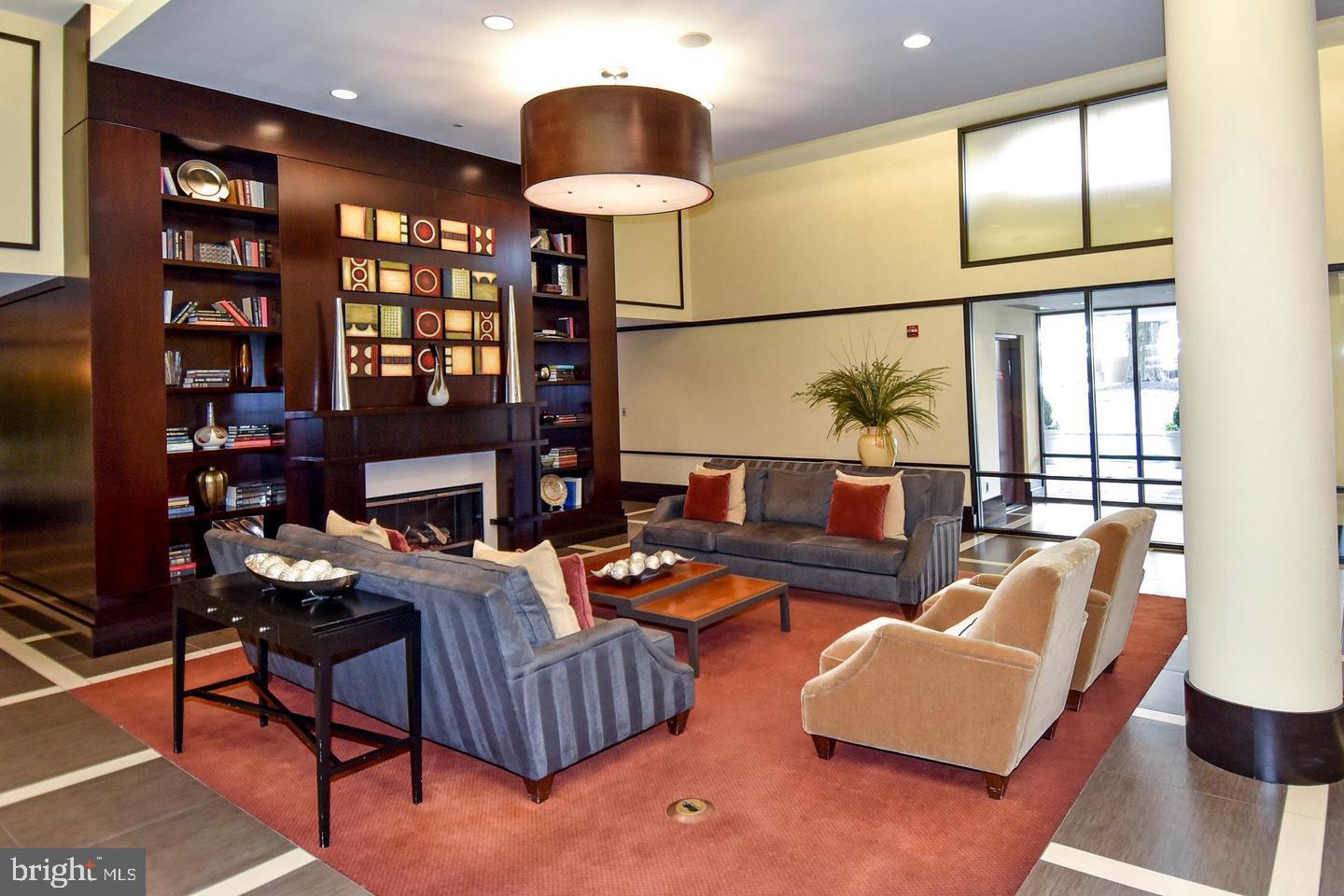 4500 S FOUR MILE RUN DRIVE 1218