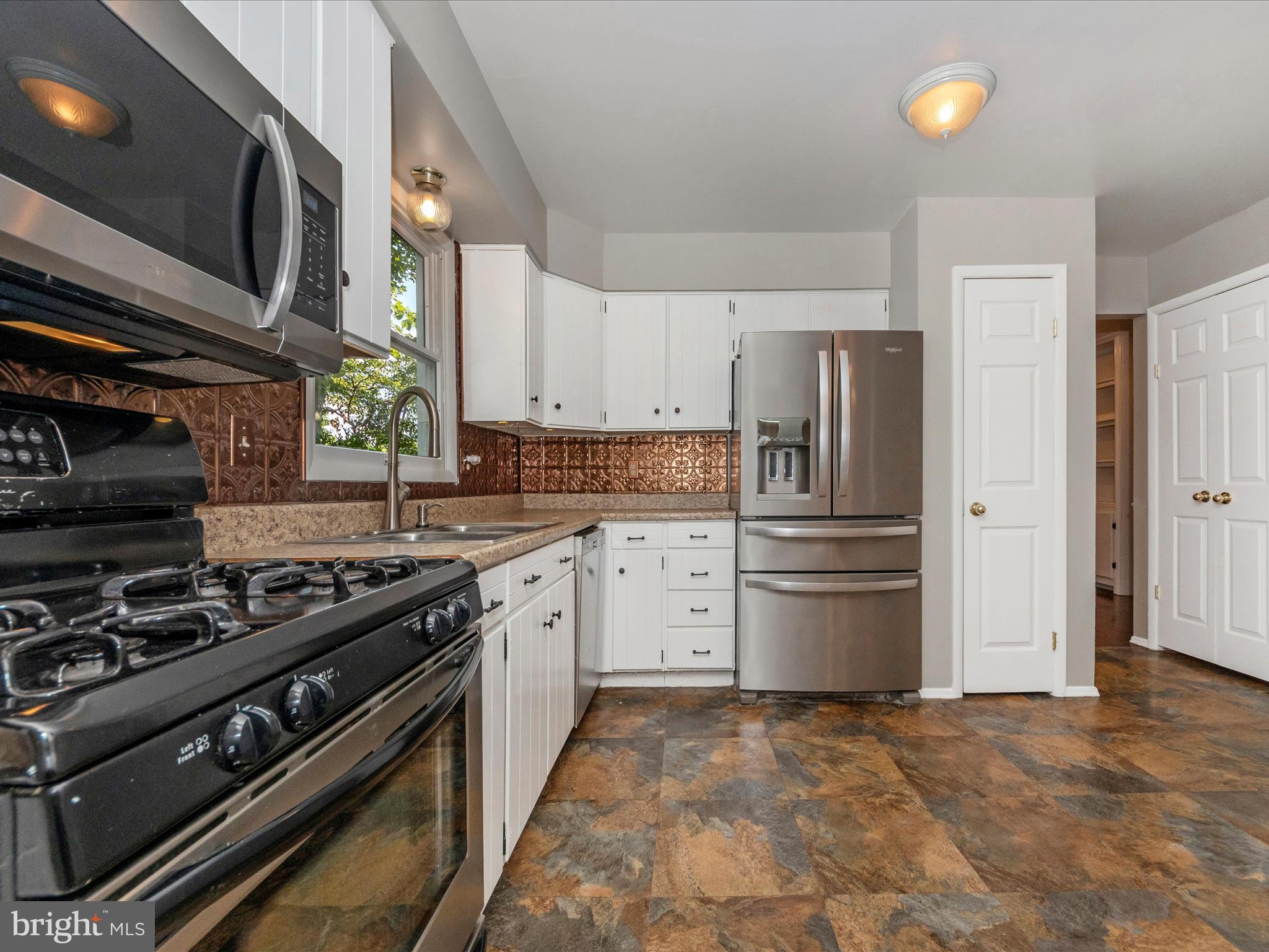 WILDE LAKE - Residential