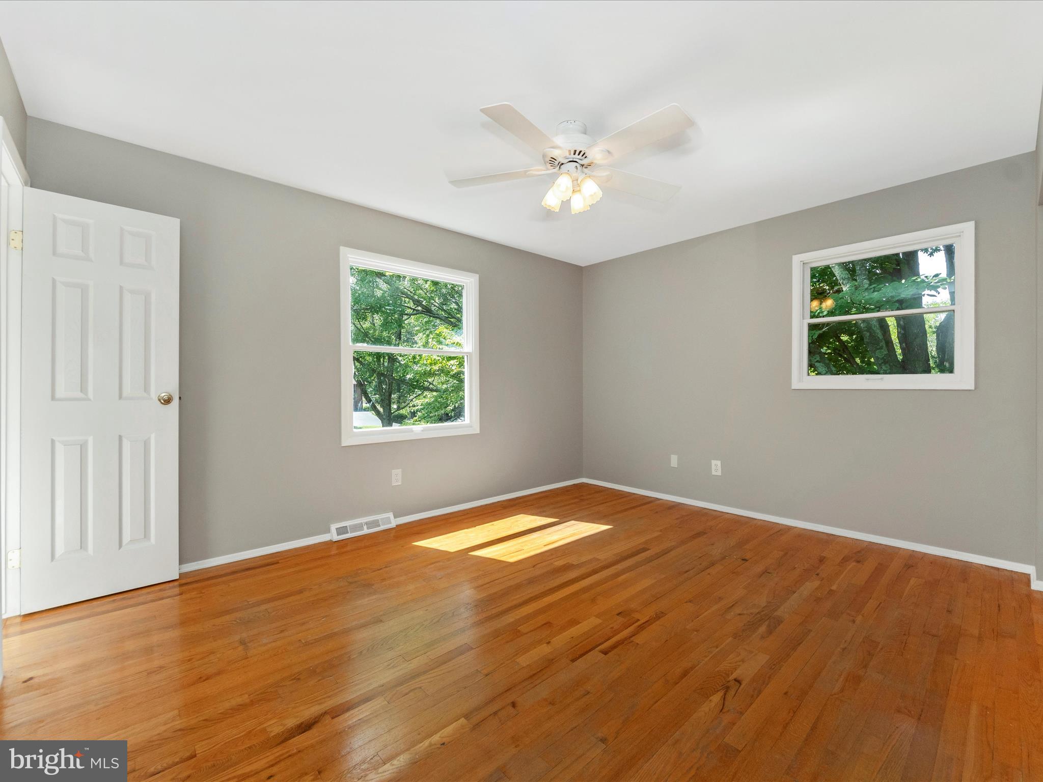 WILDE LAKE - Residential