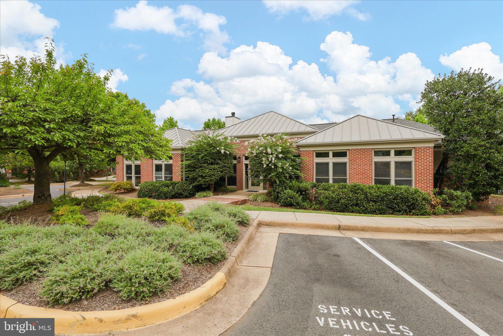 RESTON TOWN CENTER - Residential