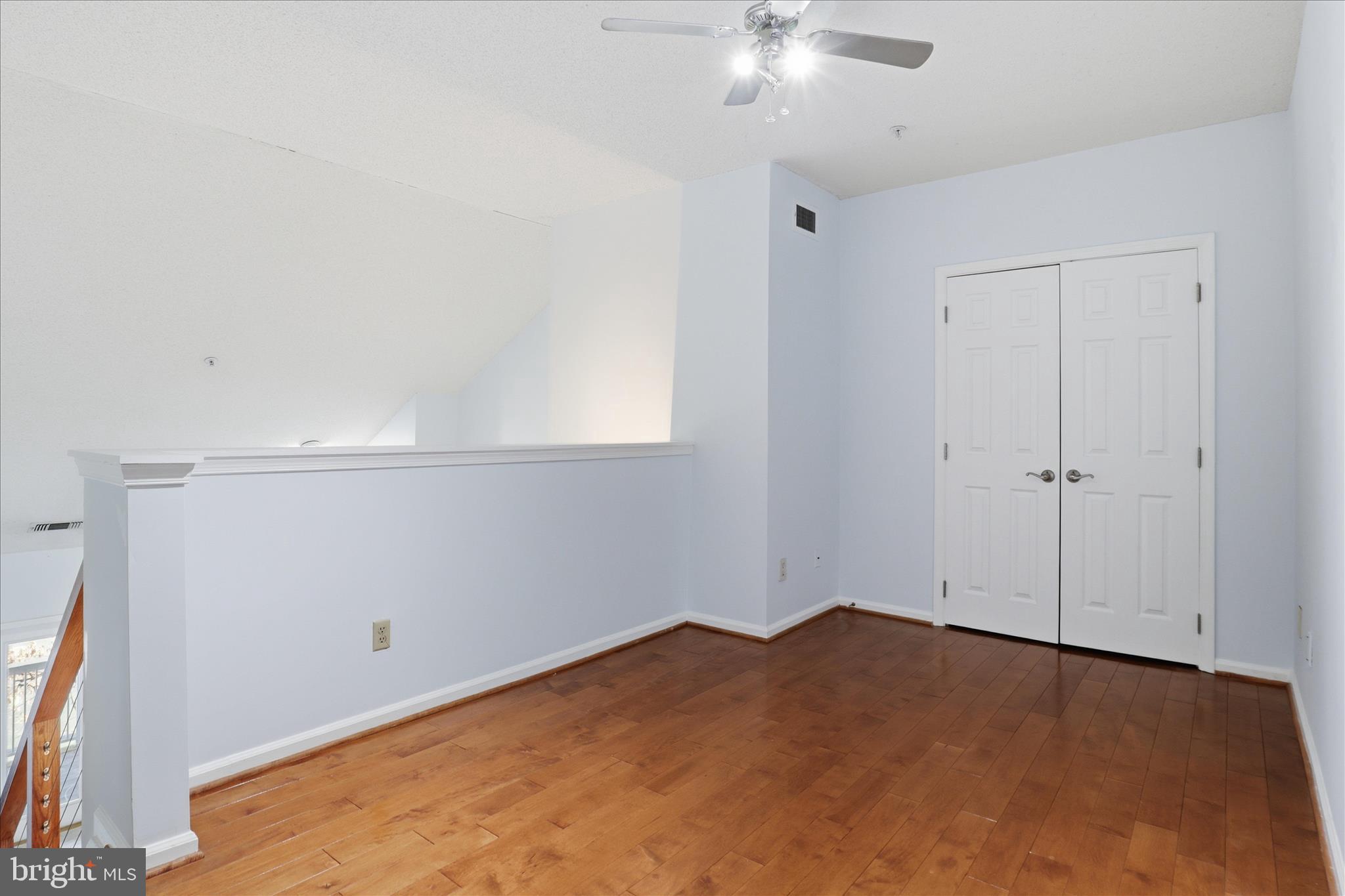 RESTON TOWN CENTER - Residential