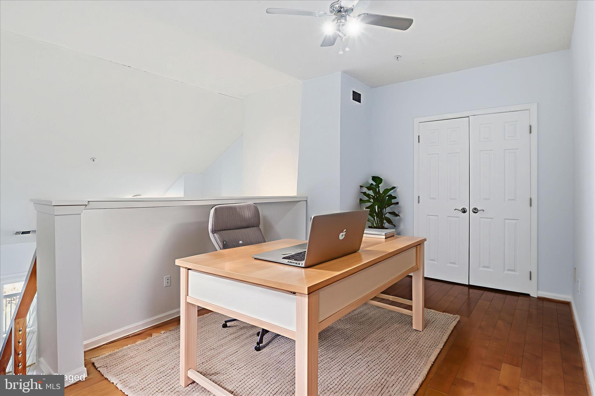 RESTON TOWN CENTER - Residential