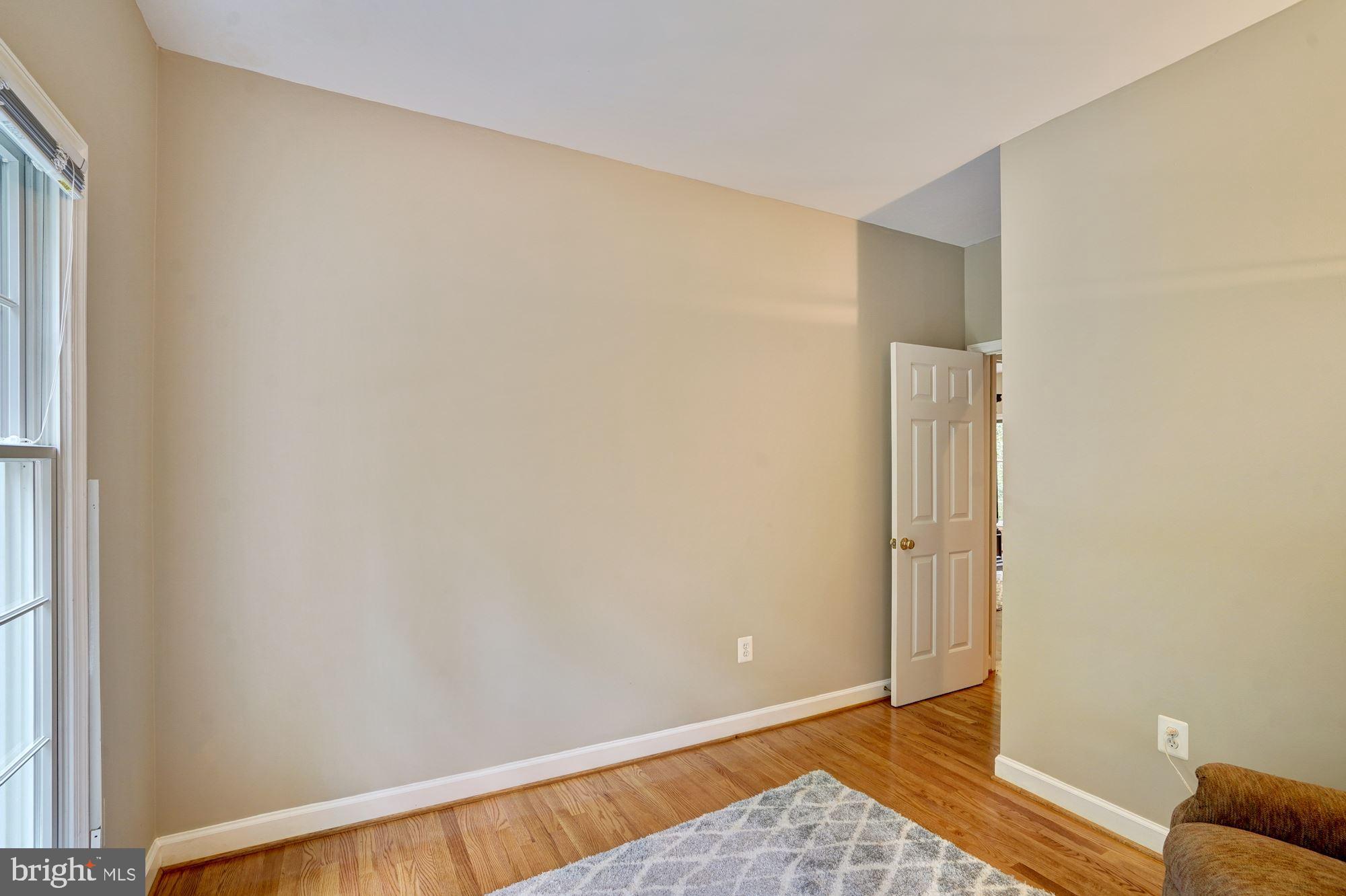 JAMISONS WOODS - Residential