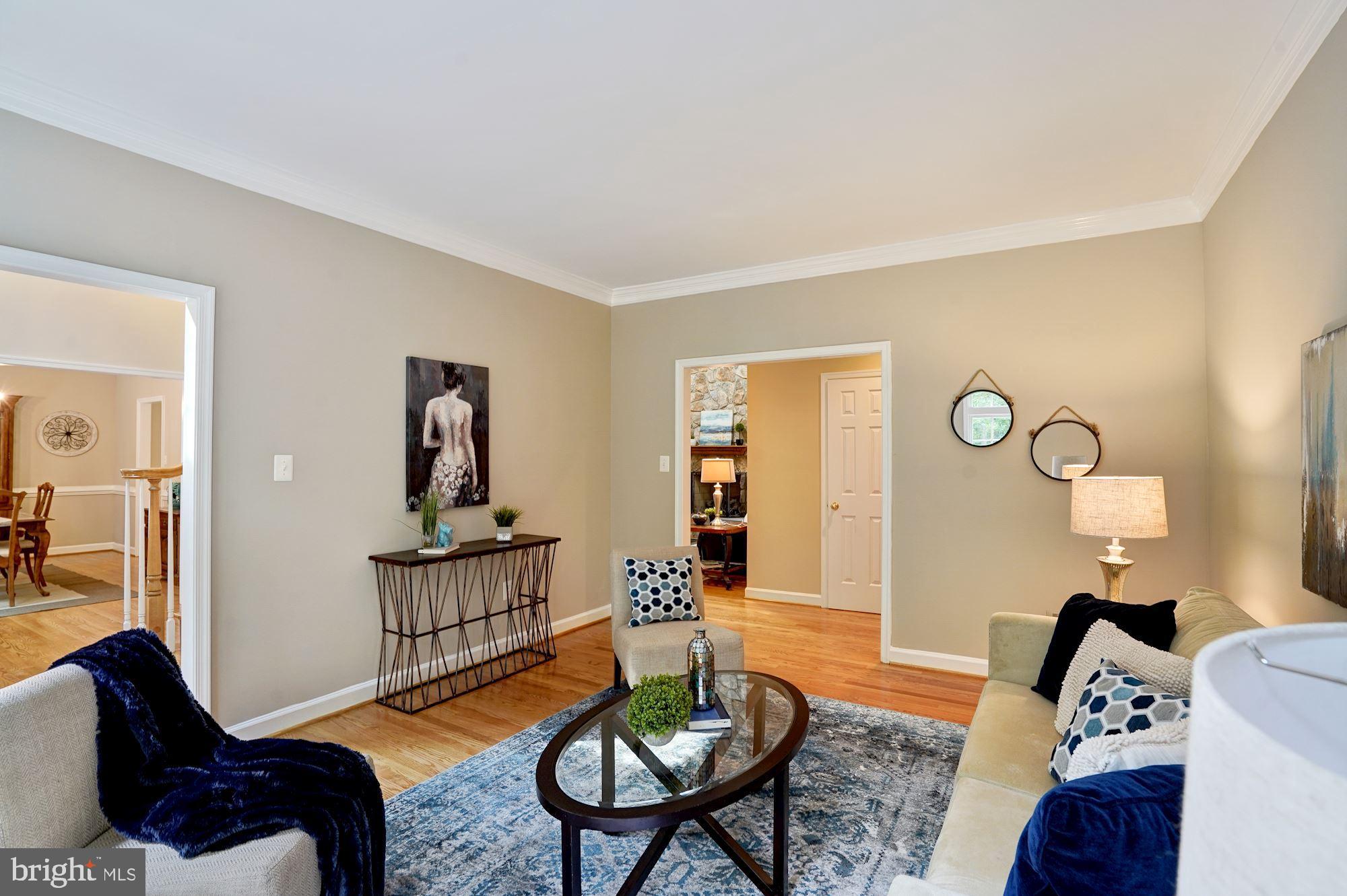 JAMISONS WOODS - Residential