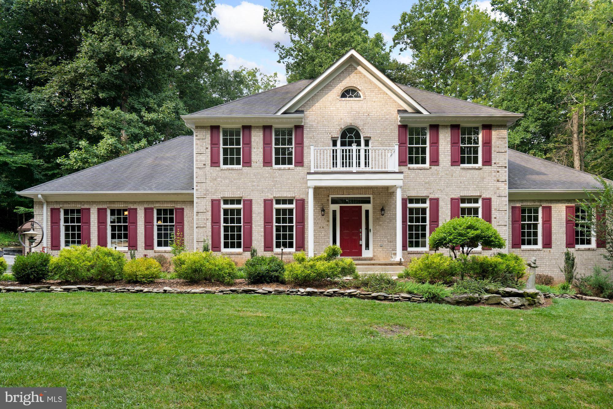 JAMISONS WOODS - Residential