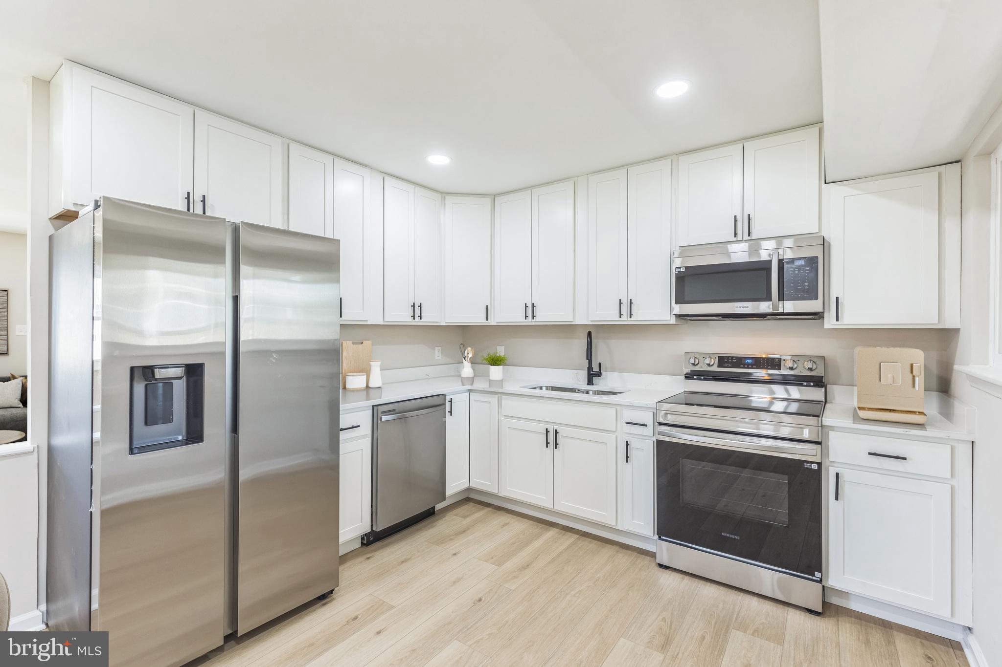 VILLAGE OF OLDE MILL - Residential