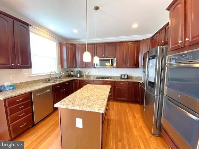 Perkasie, Pennsylvania 18944, United States, 4 Bedrooms Bedrooms, ,4 BathroomsBathrooms,Residential,Pending,193963