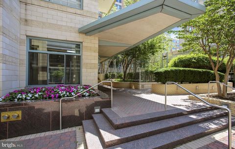 851 N GLEBE ROAD N 1113 ARLINGTON VA 22203