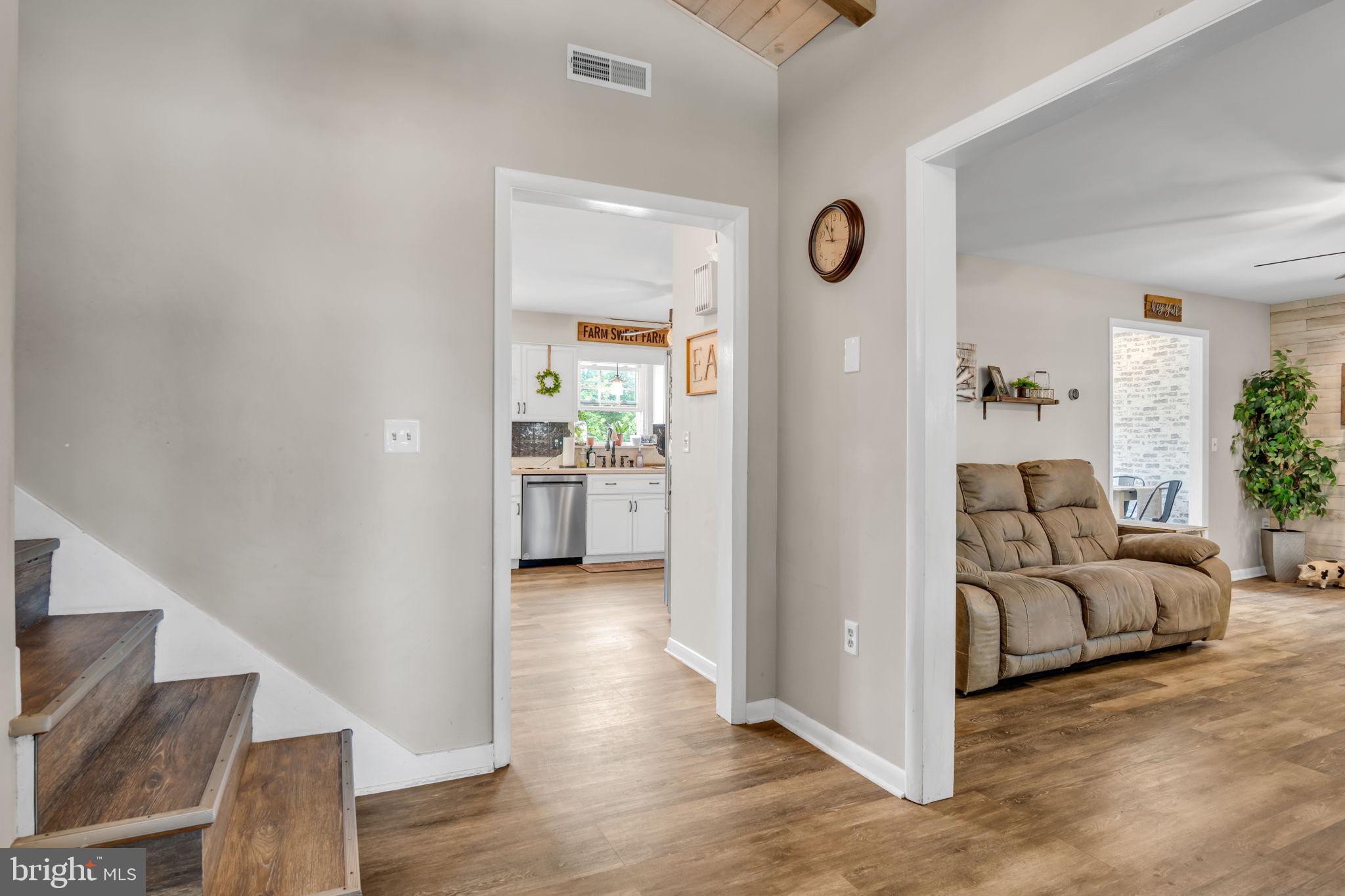 2181 LONG LANE
