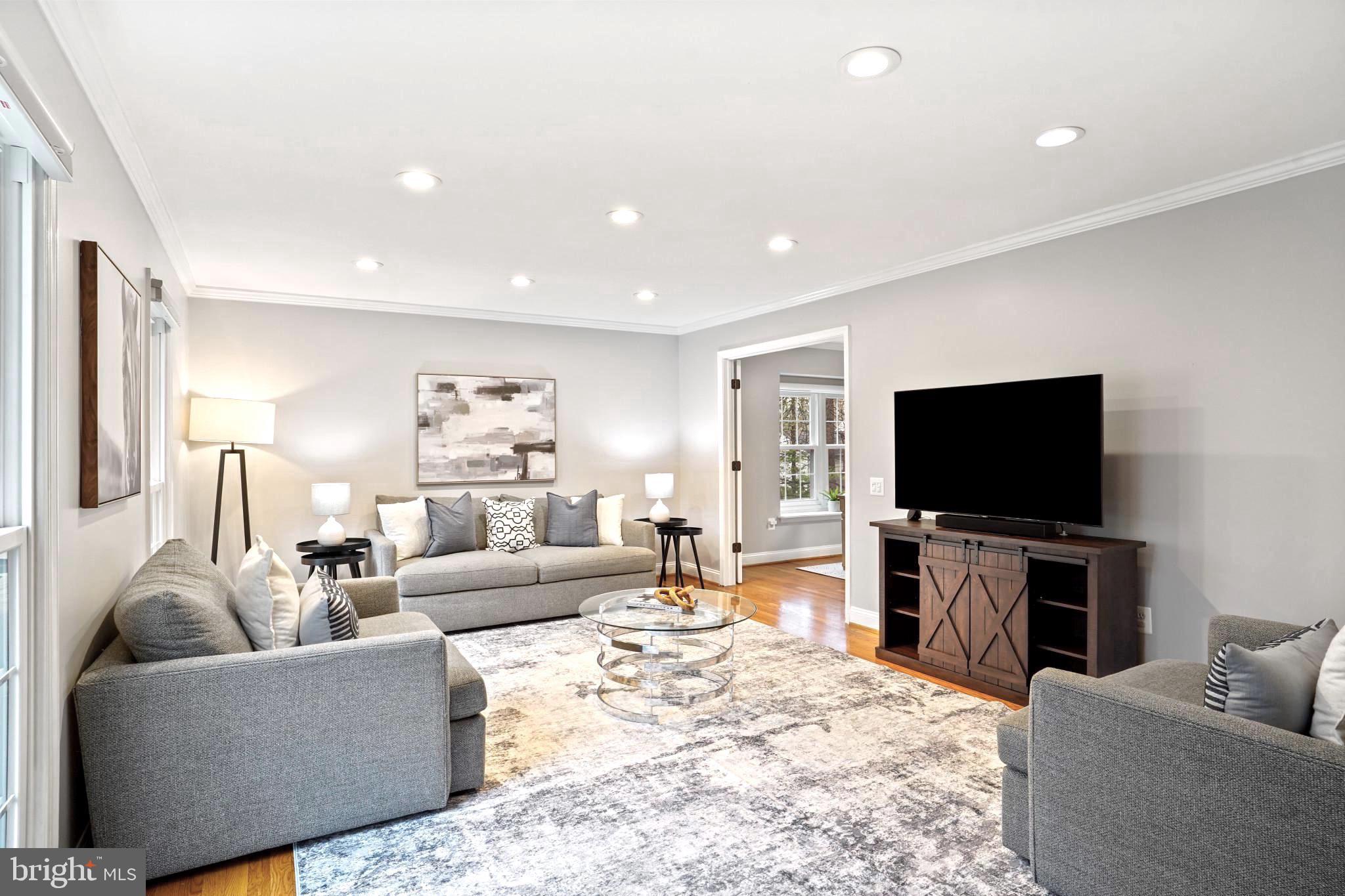 BURKE CENTRE - Residential