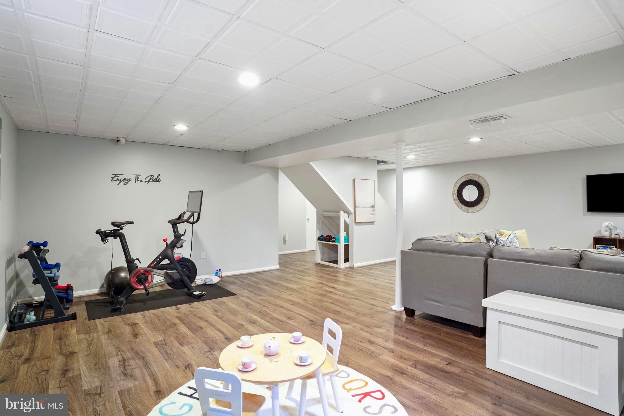 BURKE CENTRE - Residential