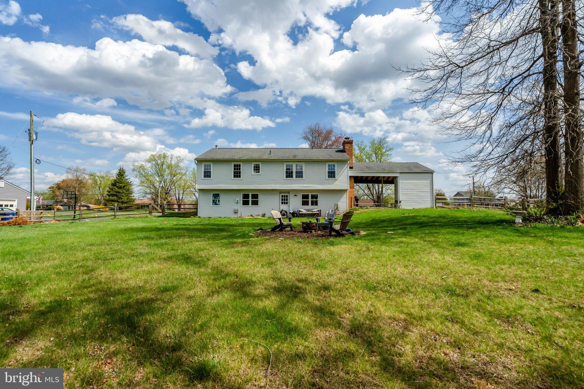 HAYMARKET TOWN - Residential