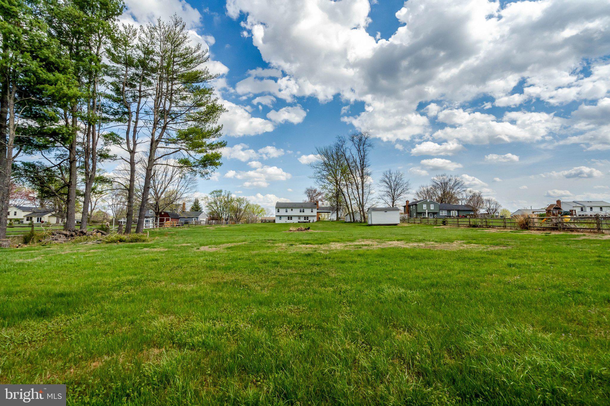 HAYMARKET TOWN - Residential