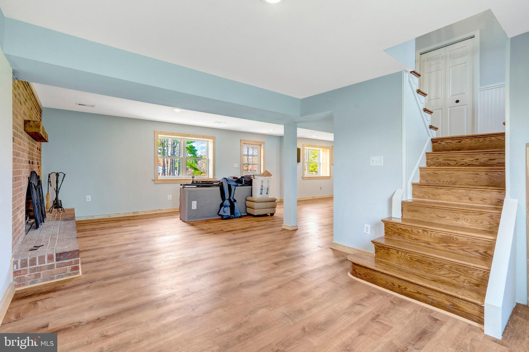 HAYMARKET TOWN - Residential