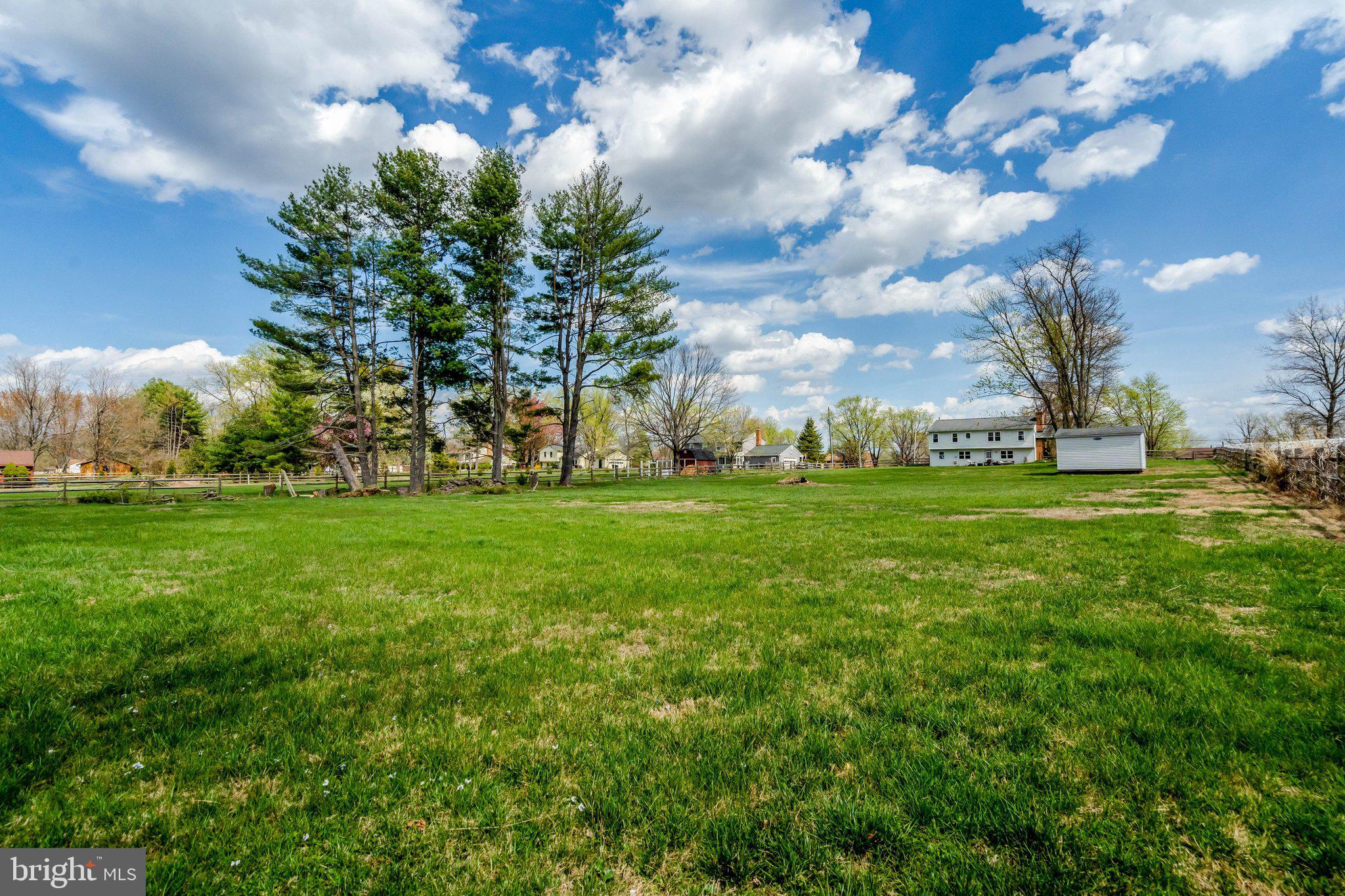 HAYMARKET TOWN - Residential