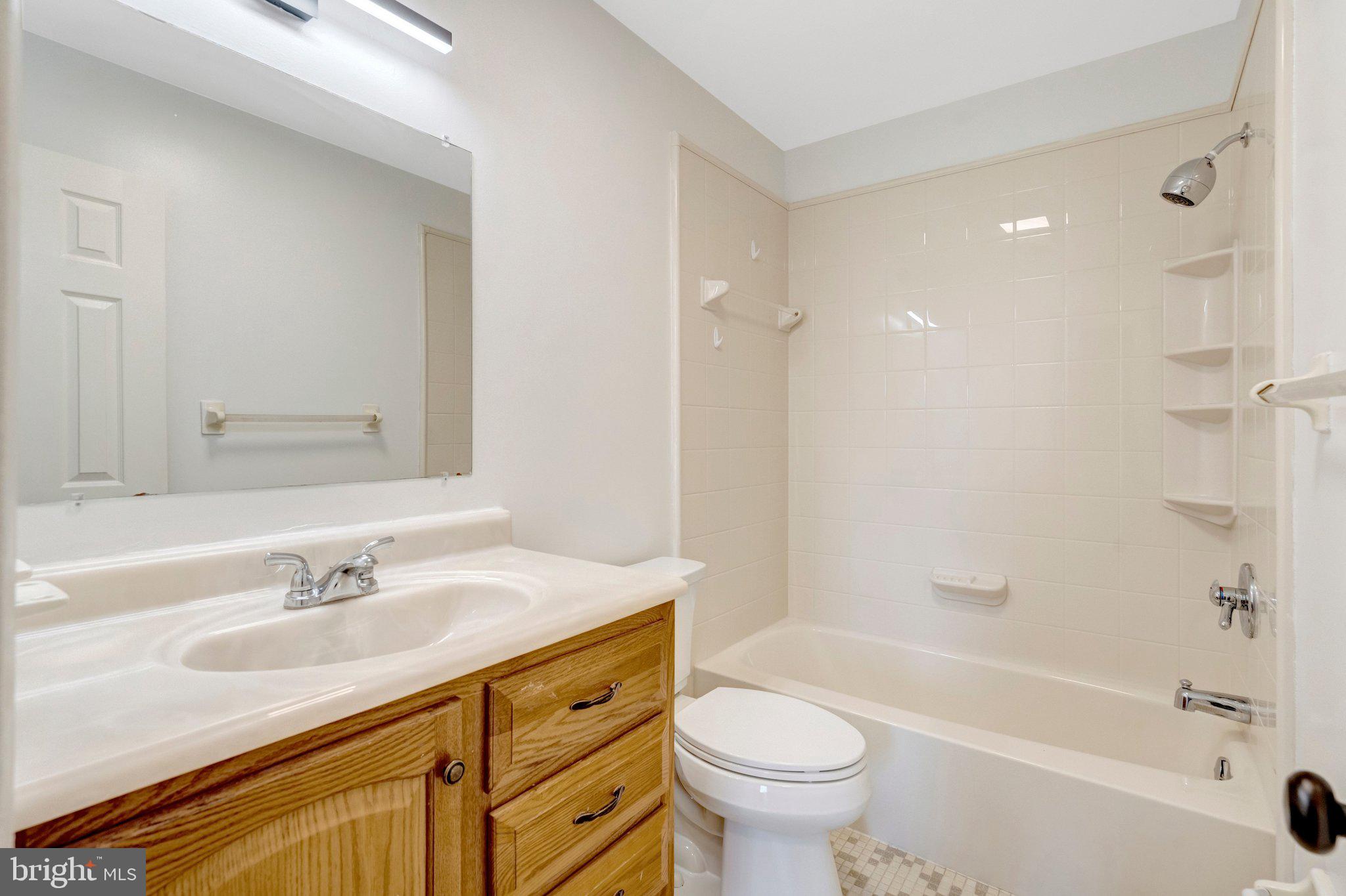 HAYMARKET TOWN - Residential